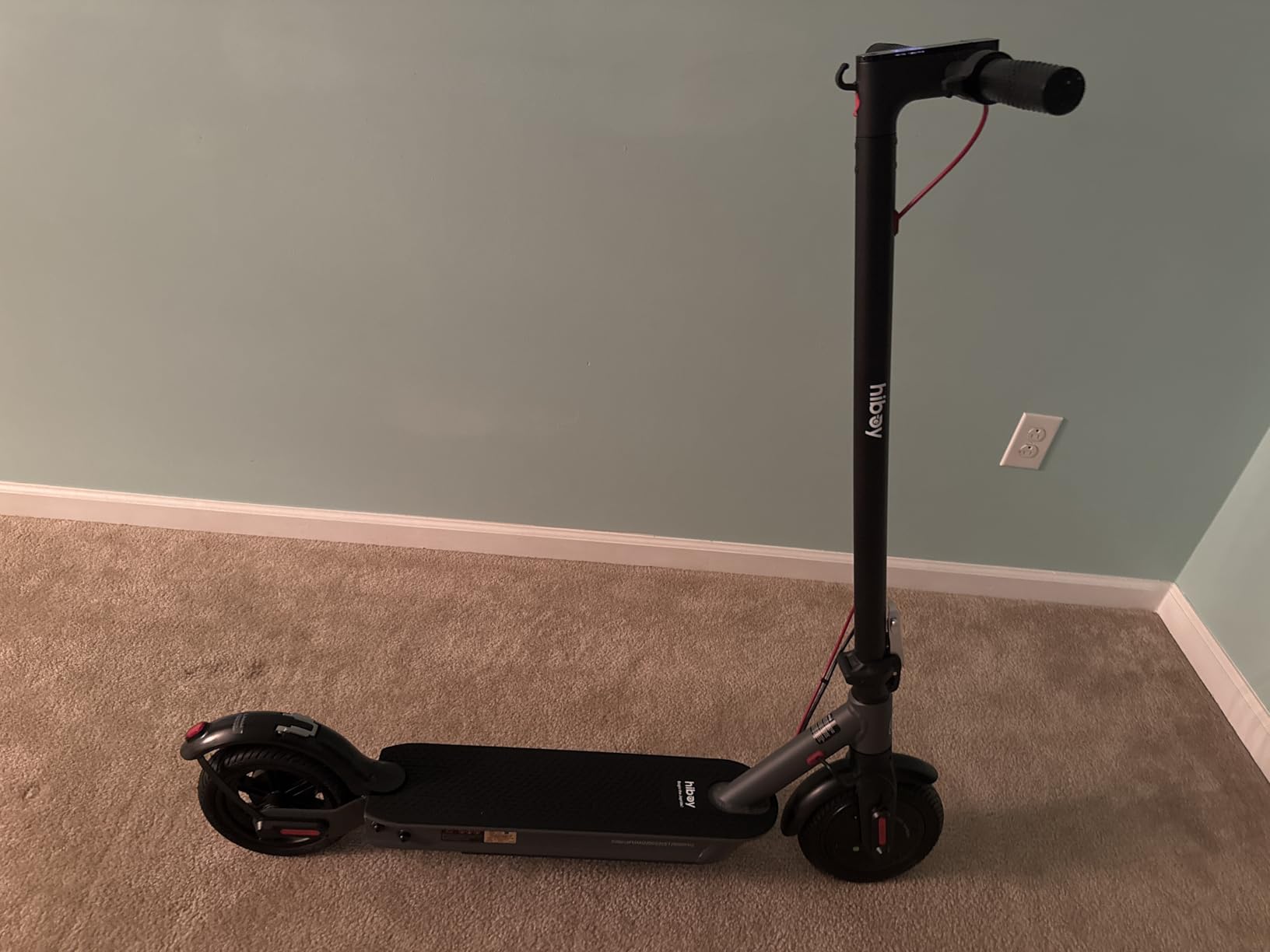 Hiboy S2 Nova Electric Scooter for Adults, 430W Peak Motor, Up to 20-Mile Range and 19 MPH, High-Strength Aluminum Frame, Foldable Commuter E-Scooter with 8.5-Inch Tires, Dual Brakes customer photo 2