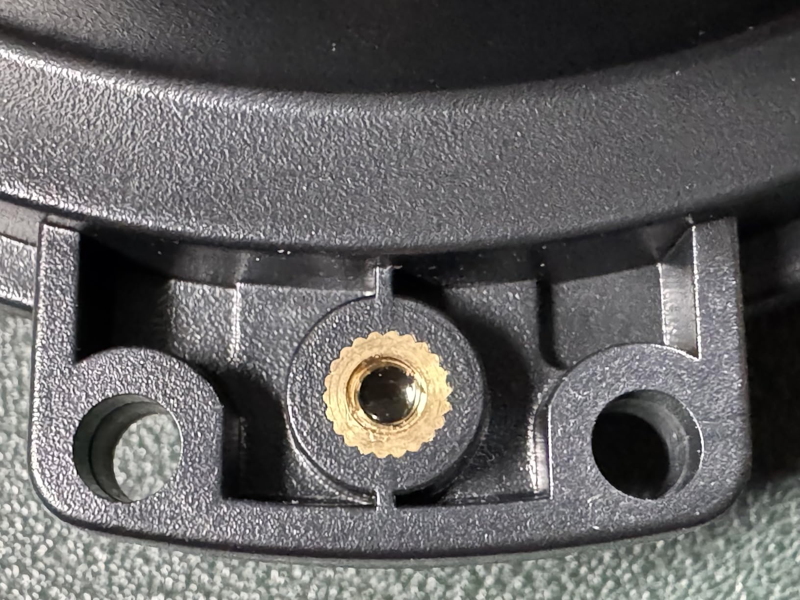 Audio High Power Pro Tactile Bass Shaker 40 Watts RMS, 8 Ohms Impedance - Turn Any Surface into a Speaker System - Generates Subwoofer Lows (Black 1PC) customer photo 1