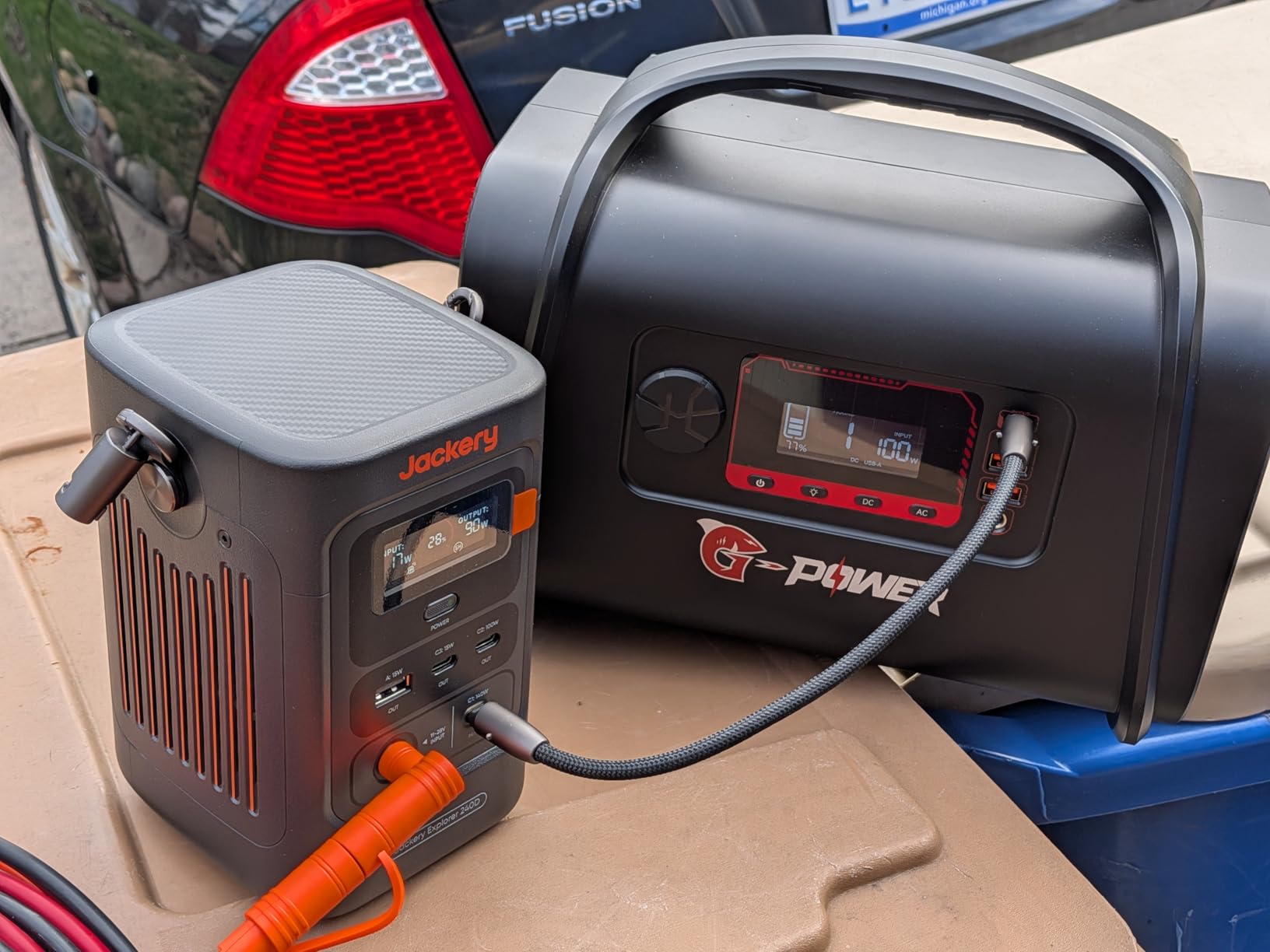 Jackery Explorer 240D Power Bank (80,000mAh), LiFePO4 Battery 256Wh Portable Power Station, USB-C Cable Included,200W DC Output,1-Hour Fast Charging, Compact for Outdoor Camping, Travel, Emergencies customer photo 2