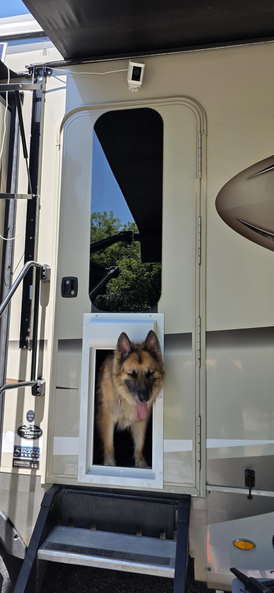 Power Pet Roll Up - Dependable Smart Dog Door, Automatic Pet Collar Operation with or Without App-High Security, Safe, Air Tight and Weatherproof, Space Saving Modern Design (Door Mount, Medium) customer photo 1