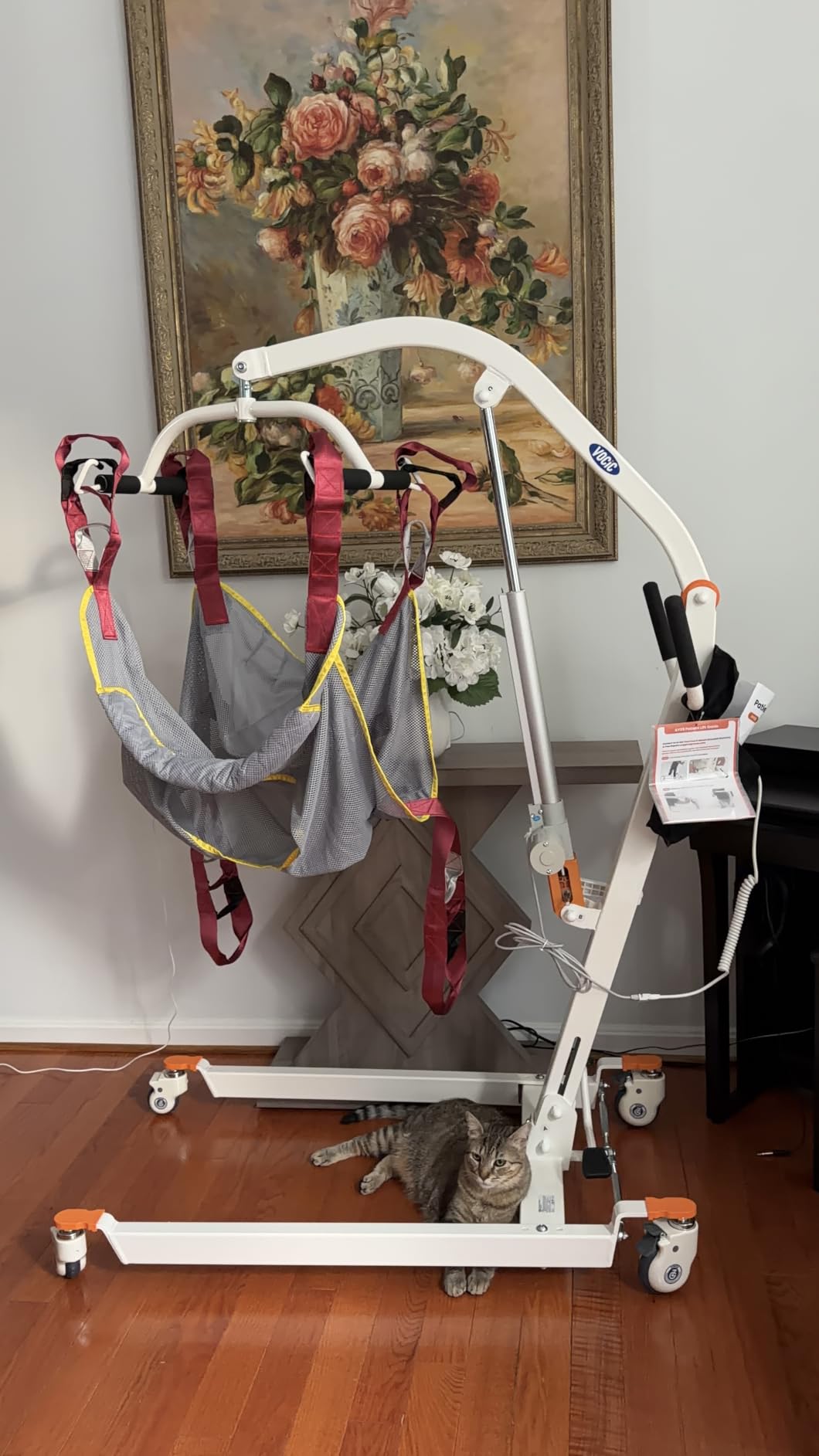VOCIC Electric Patient Lift for Home, Floor-to-Bed Transfer Aid Lift Chair for Elderly, Foldable Patient Lift with Wireless Lithium Handset, Manual Emergency, 330lbs Capacity, Includes Sling, AY05 customer photo 1