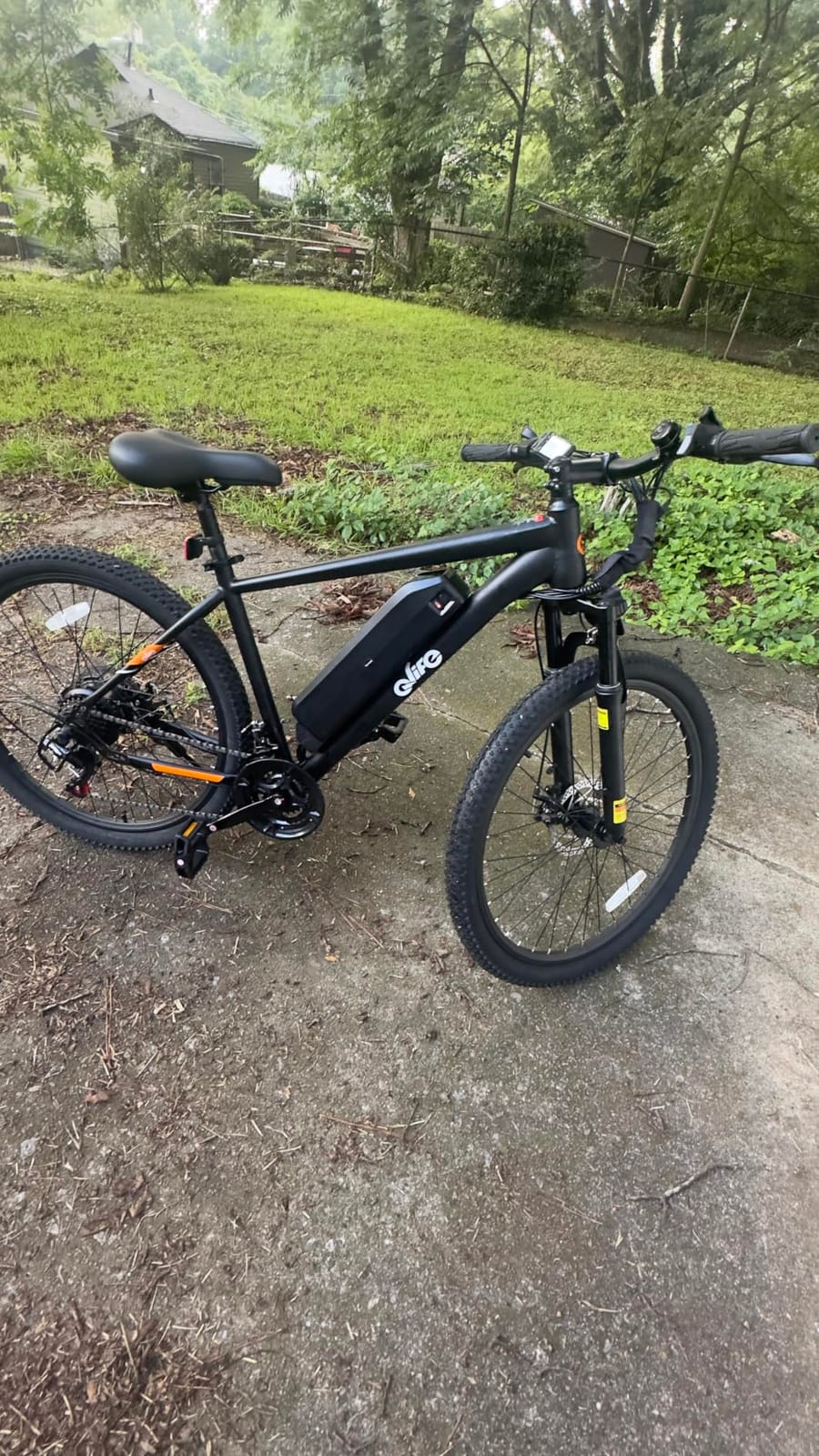 Qlife Racer Electric Bike for Adults - 21-Speed Mountain Lightweight Ebike with Peak 1000W 20+MPH Brushless Motor,375Wh Removable Battery,26X2.1 Tire Step Over E-MTB,Up to 40 Miles customer photo 1