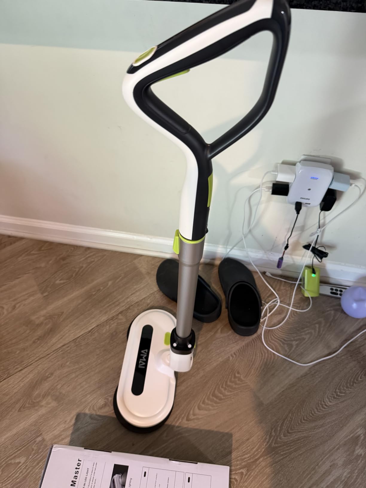 VMAI Cordless Electric Floor Scrubber & Mop with Cleaning Solution | Detachable Battery, Floor Scrubber Machine with Spray & LED Headlights for Tile Hardwood, Self-propelled Electric Spin Mop customer photo 1