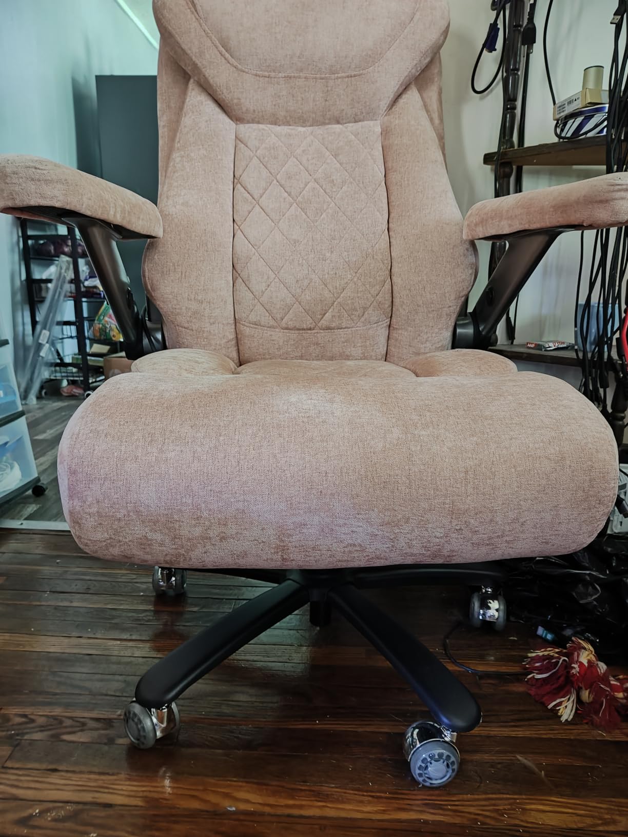 600LBS Large Big and Tall Office Chair, Heavy Duty Wide Ergonomic Gaming Office Chair with 5D Flip Arms, Comfy PU Leather Executive Office Desk Chair, Extra Wide Padded Seat, Adjustable Lumbar customer photo 1