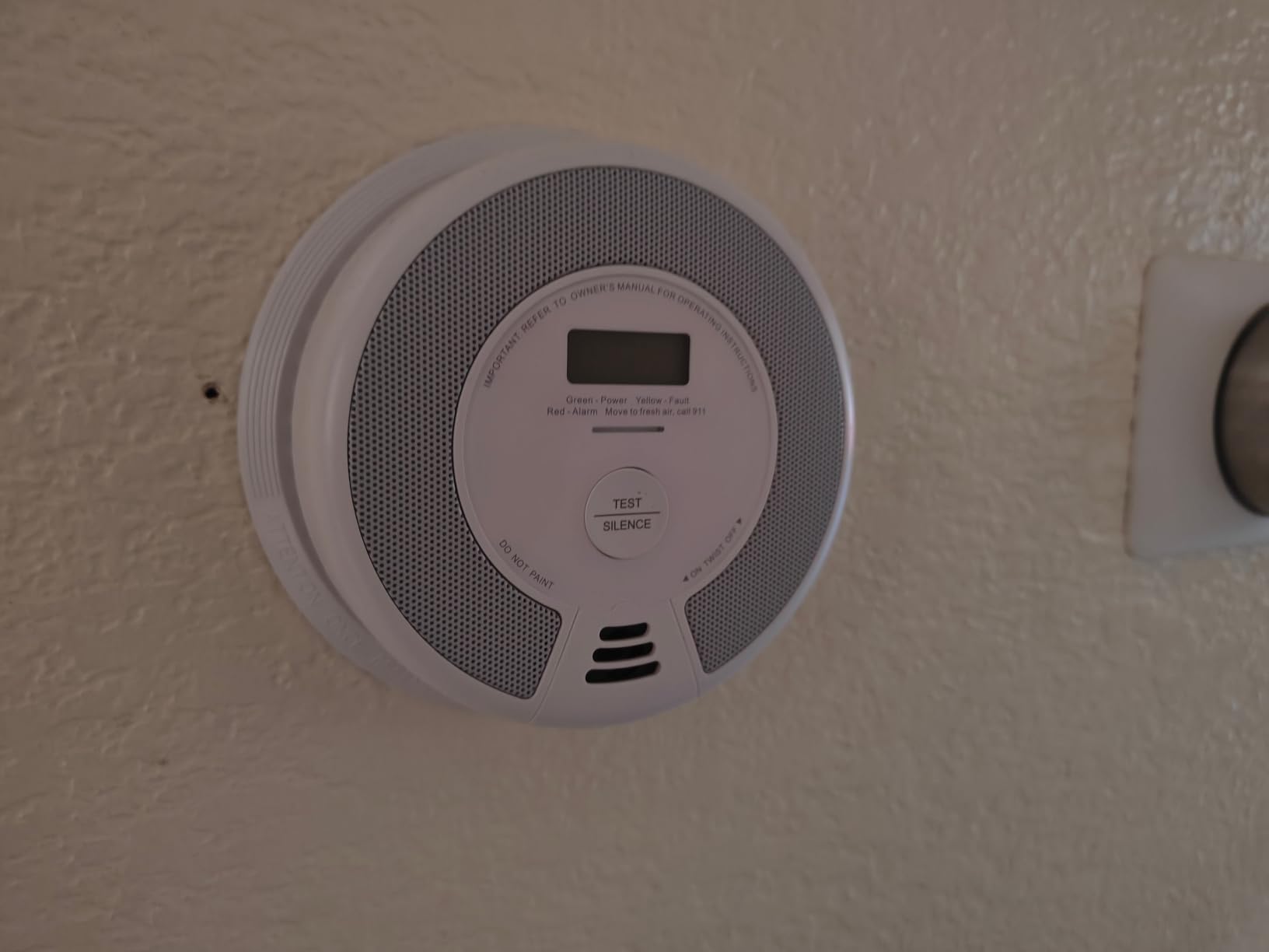 X-Sense Combination Smoke & CO Alarm, 10-Year Battery, Large LCD, 3-Pack customer photo 1
