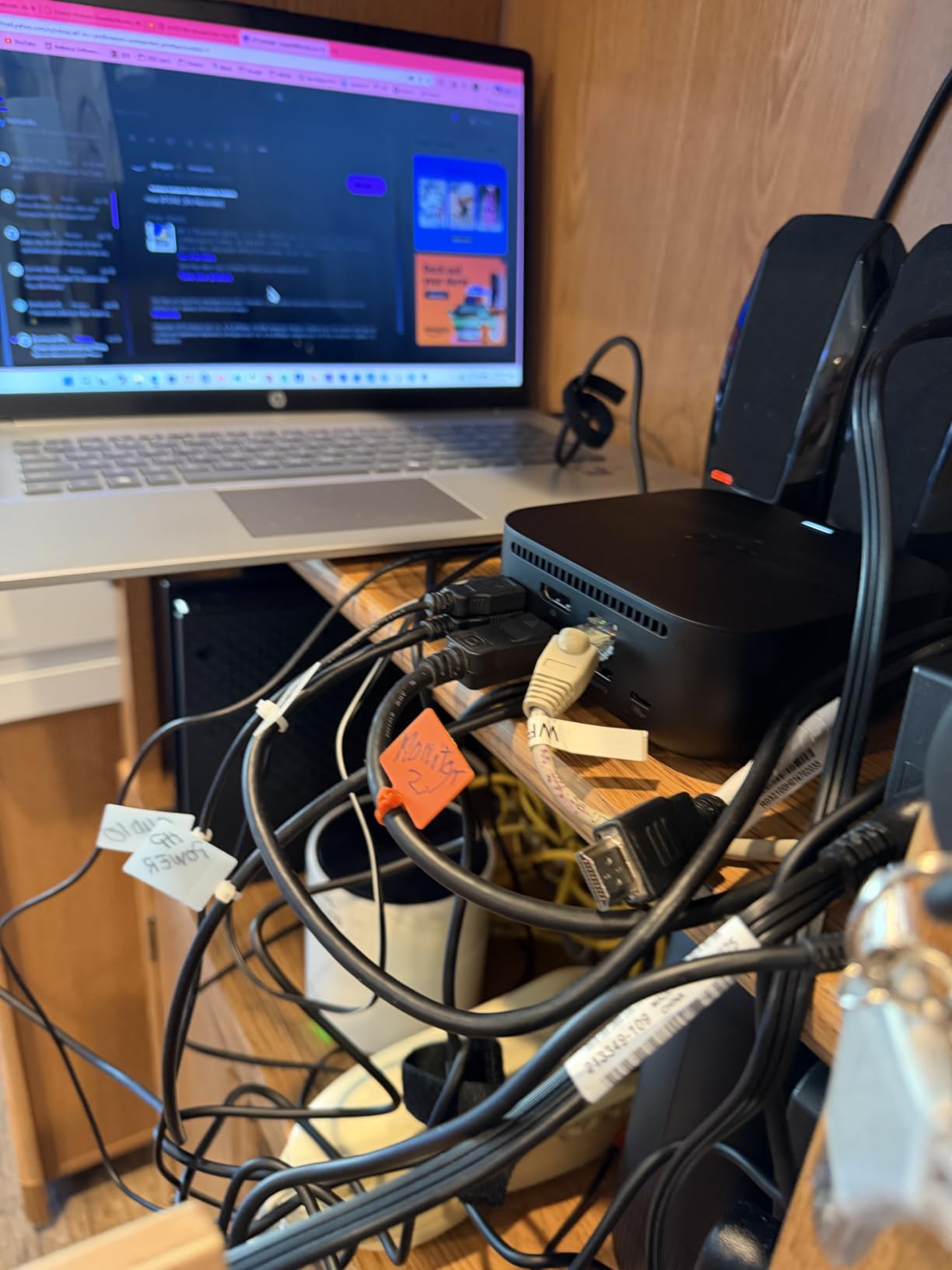 HP USB-C 100W G6 Dock + One Extra USB-C Cable Included, Future-Proof Design with Ambient LED Lighting, On-Screen Notifications, Extra USB-C Ports, HDMI 2.1, 120Hz customer photo 1