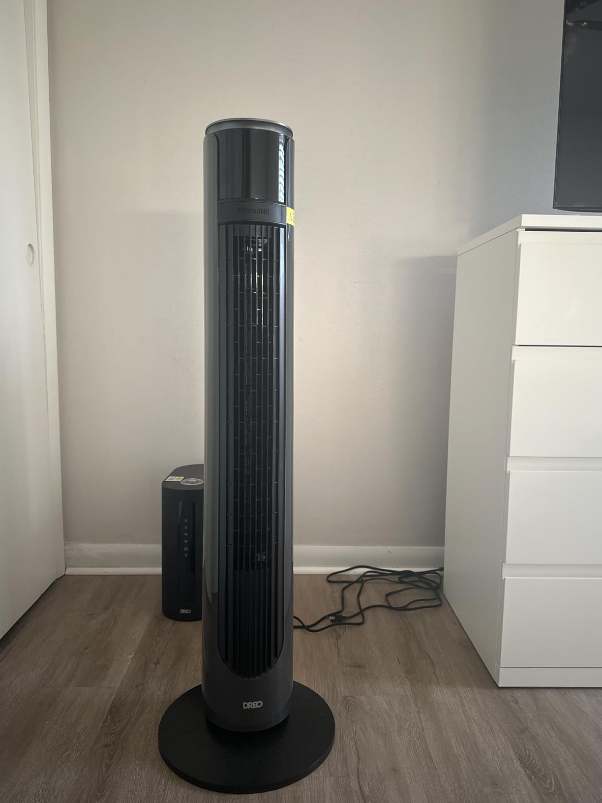 DREO TurboCool Outdoor Misting Fan 711AS, 33 ft/s High Velocity, 20dB Quiet | 12 Speeds, 4 Modes, 150° Customizable Oscillating, Smart Standing Fan for Bedroom, DC Motor, IPX4-rated Weather Resistant customer photo 1