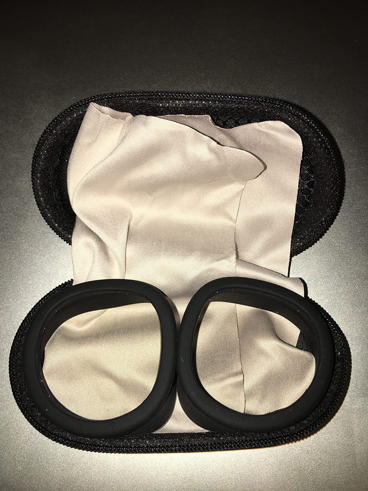 Lens Protector Cover Compatible with Meta Quest 3, Anti-Blue Light & Scratch-Resistant VR Lens Covers, Anti-Glare Glass for Quest 3 Accessories, Eye Strain Relief (1 Pair) customer photo 1