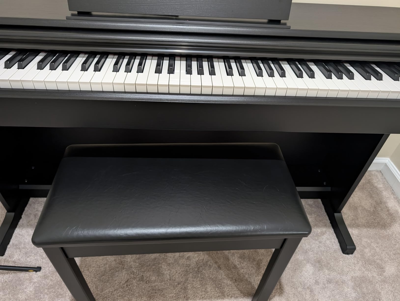 Yamaha YDP105 88-Key Weighted Action Upright Digital Piano for Beginner and Intermediate Players, Dynamic Response, Grand Piano Sound, 3-Pedal Unit, Upright Design, Bench Included, White customer photo 2