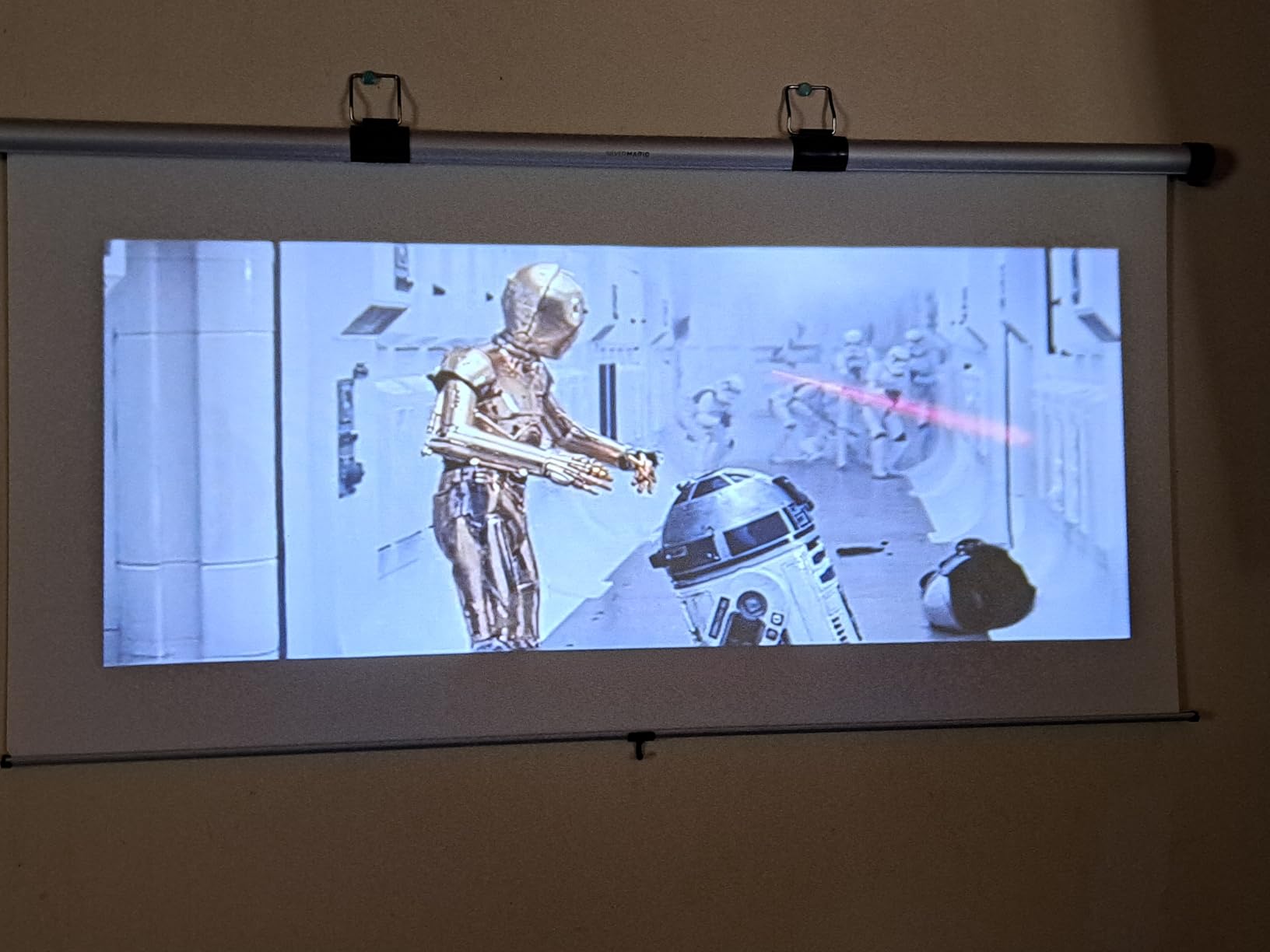 Car Projector Screen, 42 Inch 16:9 ALR Coating, Pull Down and Auto Retract, Wrinkle-Free Small Projector Movie Screen for SUV, Camping, RV, Indoor Outdoor Use by SilverMagic customer photo 1
