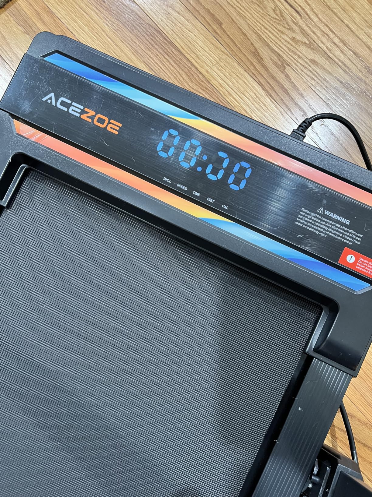 Foldable Walking Pad with 0-15% Auto Incline and Handle Bar, Under Desk Treadmill with 300LBS Weight Capacity, 3.0HP Quiet Treadmills for Home with Speaker, APP & Remote Control customer photo 2