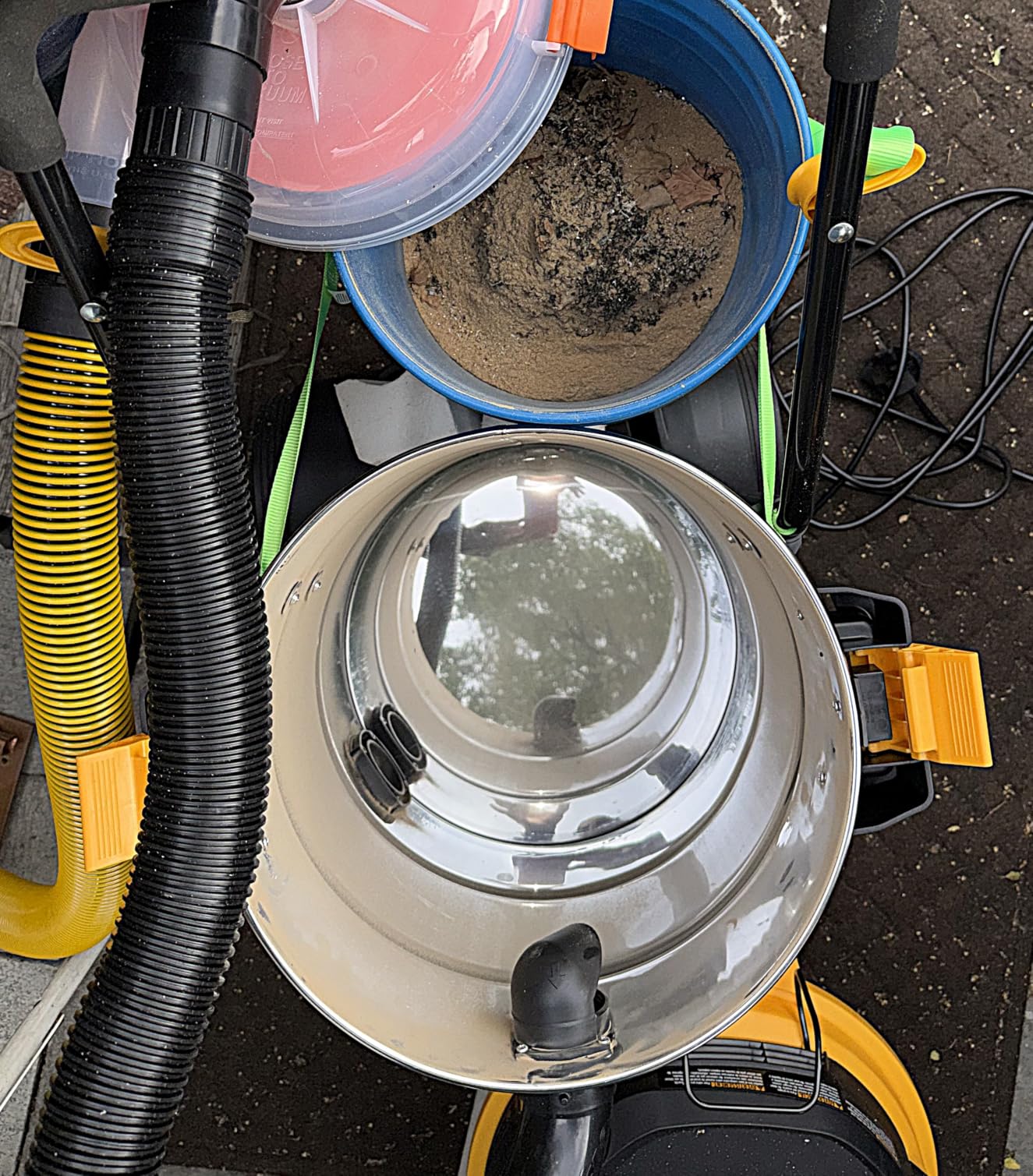 Vacmaster Professional Beast VJE1412SW 14-Gal 6.5 PHP Wet/Dry Vac customer photo 1