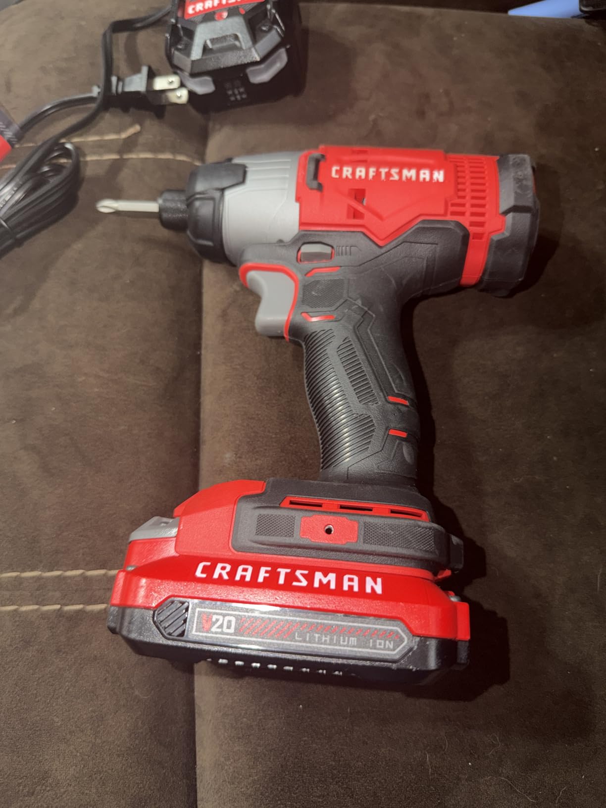 CRAFTSMAN Cordless 1/4 Impact Driver with 2 Ah Lithium Ion Battery, Charger and PH2 Screwdriving Bit, LED Light, High Torque, Variable Speed, 2900 RPM (CMCF801D1) customer photo 1