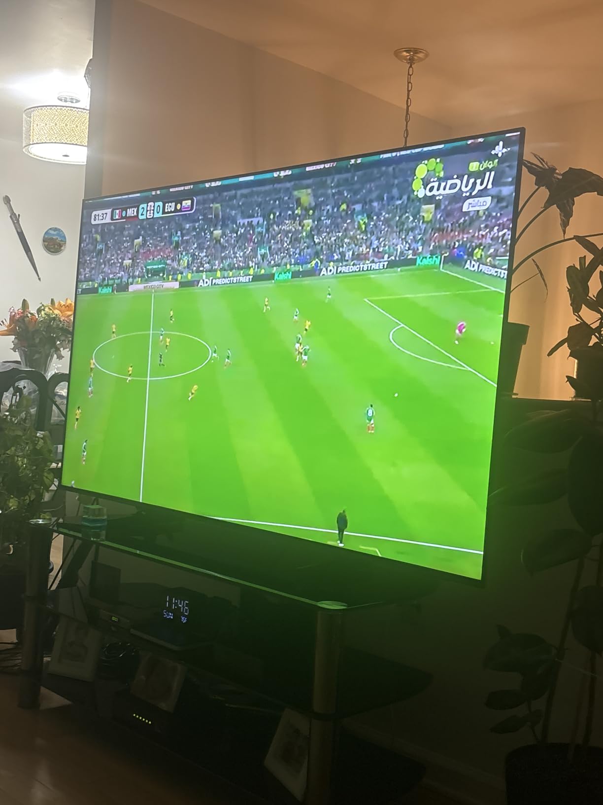 Samsung 50-Inch Class M70H Series, Mini LED, 4K, Smart TV, 2026 Model | Samsung Vision AI Companion, Mini LED Processor 4K, Pure Spectrum Color, Endless Free Content, Motion Xcelerator + DLG 120Hz customer photo 1