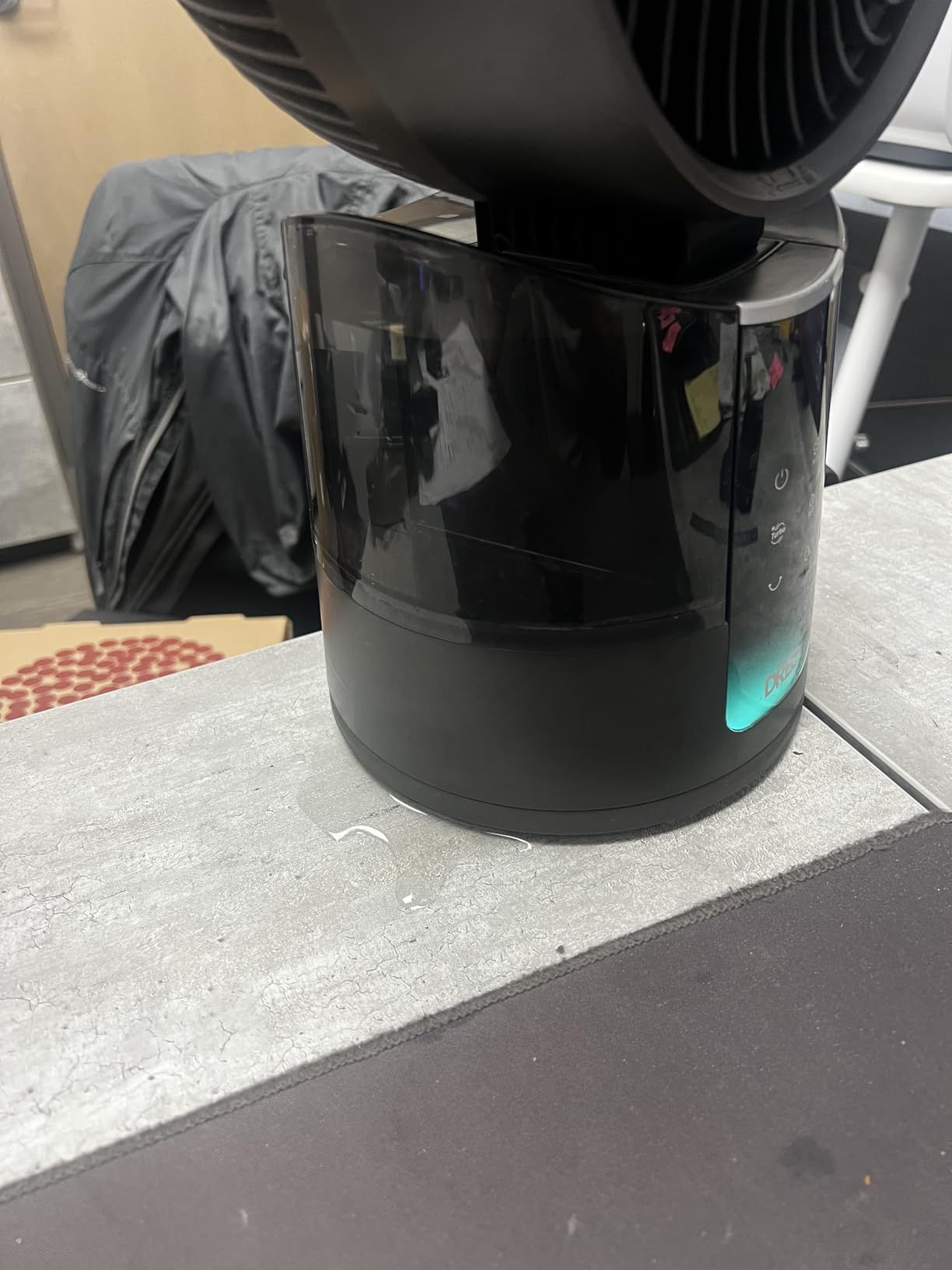 DREO TurboCool Misting Fan 516, 5℉ Drop Cooling Fans that Blow Cold Air | 150°+30° Omni-directional Oscillating, Evaporative air cooler, 26 ft/s Wind, Ultrafine Mist, 20dB, 6 Speeds 2 Modes, Grey customer photo 1