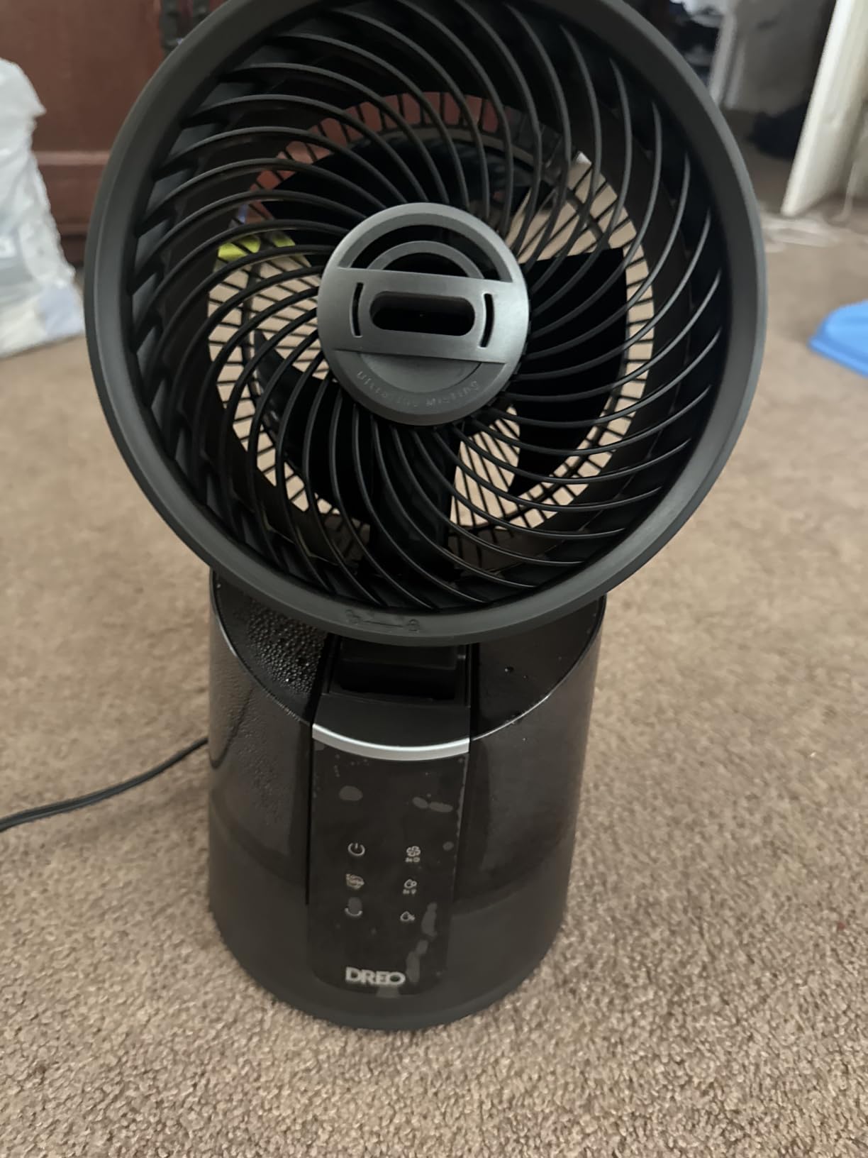 DREO TurboCool Misting Fan 516, 5℉ Drop Cooling Fans that Blow Cold Air | 150°+30° Omni-directional Oscillating, Evaporative air cooler, 26 ft/s Wind, Ultrafine Mist, 20dB, 6 Speeds 2 Modes, Grey customer photo 2