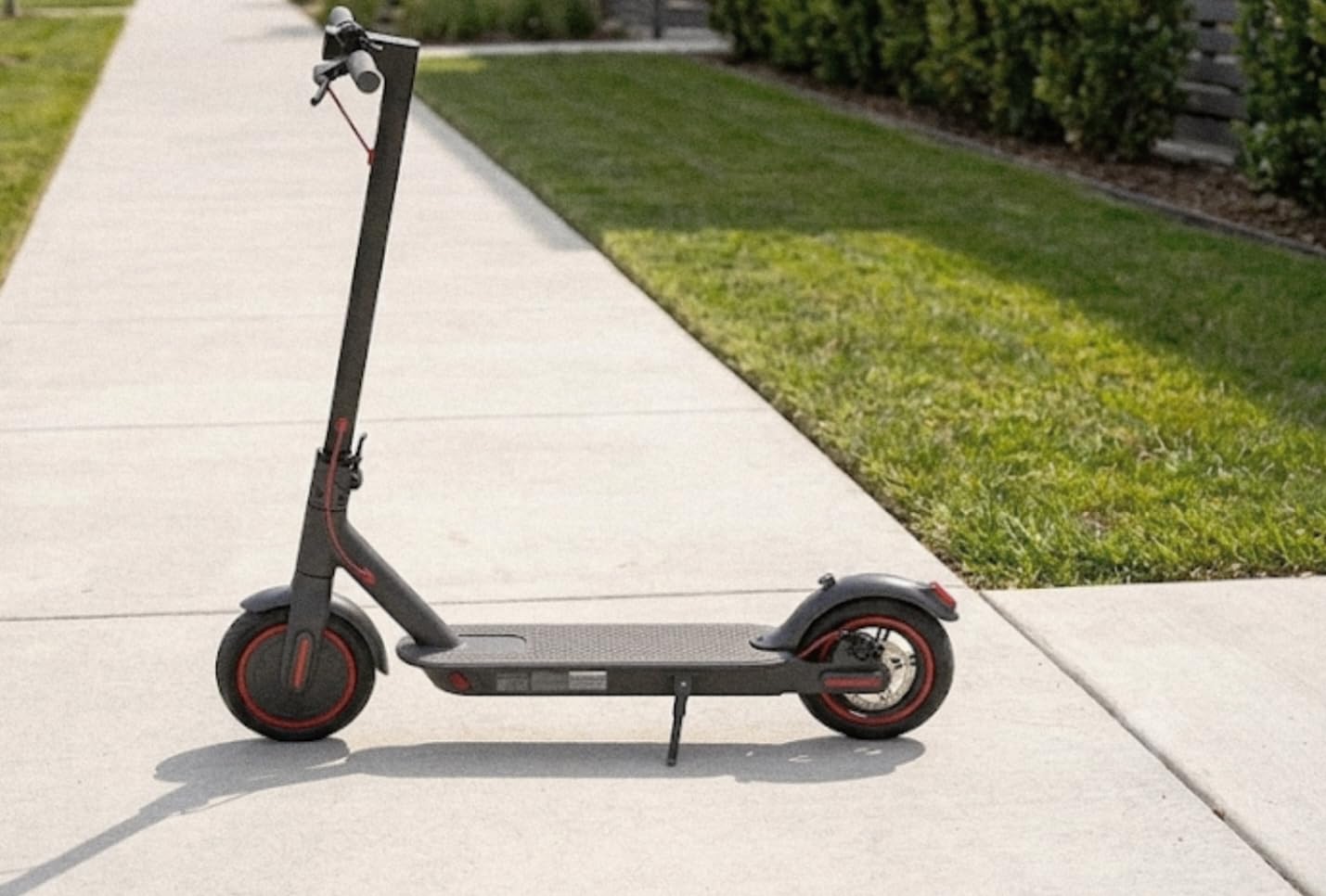 Electric Scooter - Electric Scooter Adults, 1200W/1000W/500W Motor, 28/24/21/18 MPH Top Speed, 28/21 Miles Max Range, APP Control, Double Braking Systems, 10
