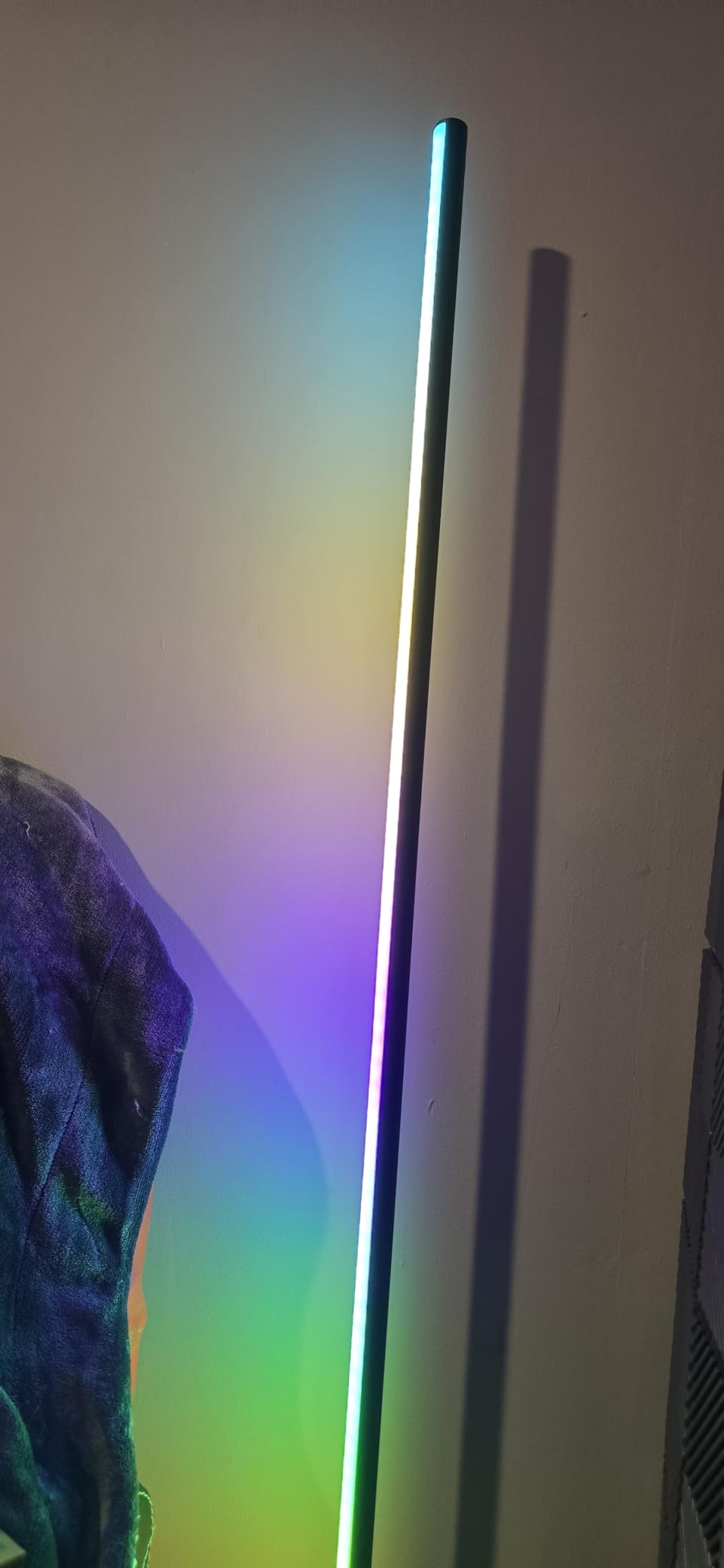 Govee Floor Lamp 3 Lite, Smart RGBIC LED Corner Lamp for Living Room | Compatible with Alexa, SmartThings, Matter, 1400lm Dimmable Color Changing Tall Standing Light with Music Sync for Bedroom customer photo 2