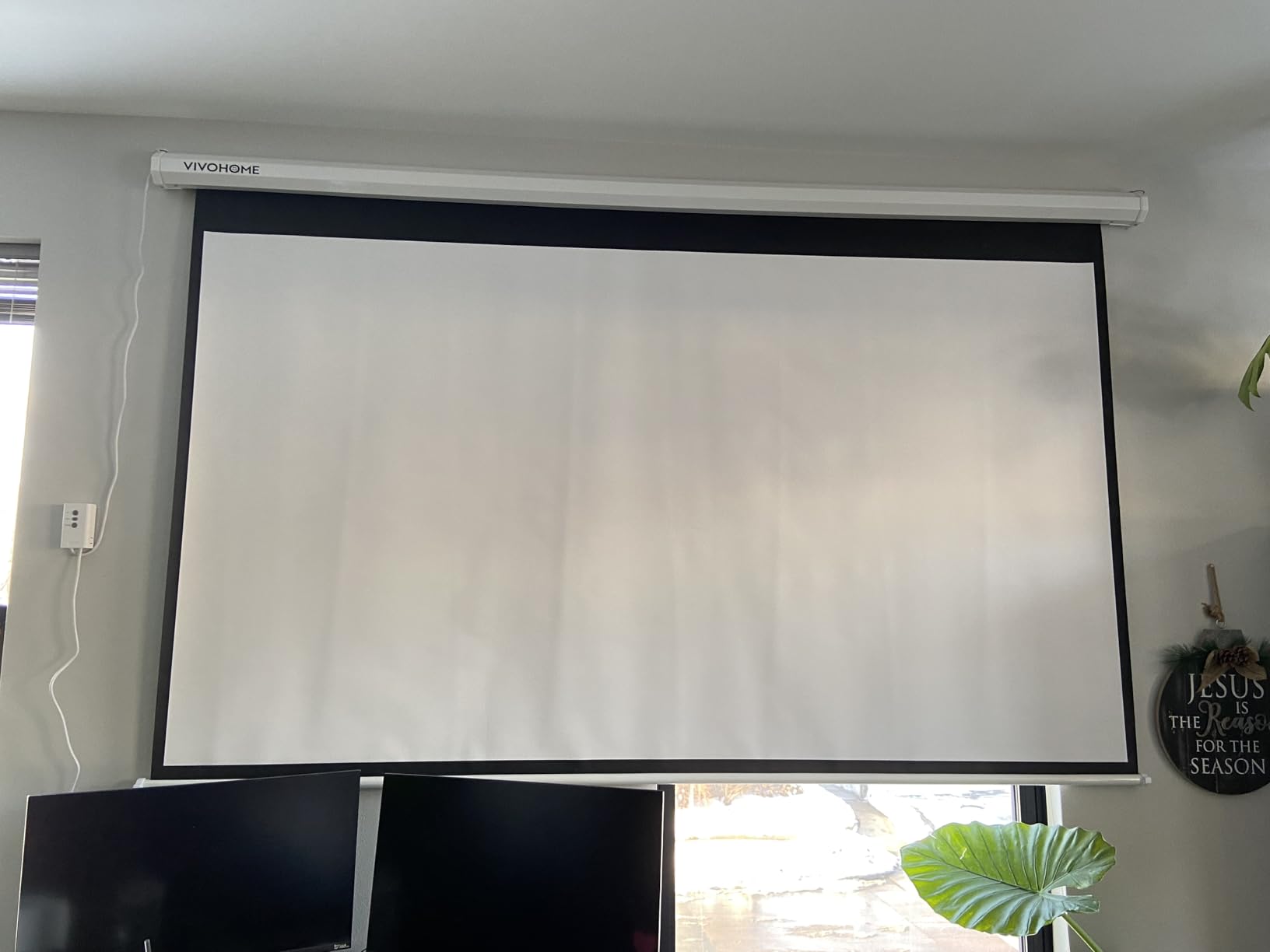 VIVOHOME 72 Inch 16:9 Motorized Projector Screen, White | Electric Projection Screen with Remote Control, Automatic Pull Down Movie Screen for Ceiling and Wall Mount, ALR, Retractable customer photo 1