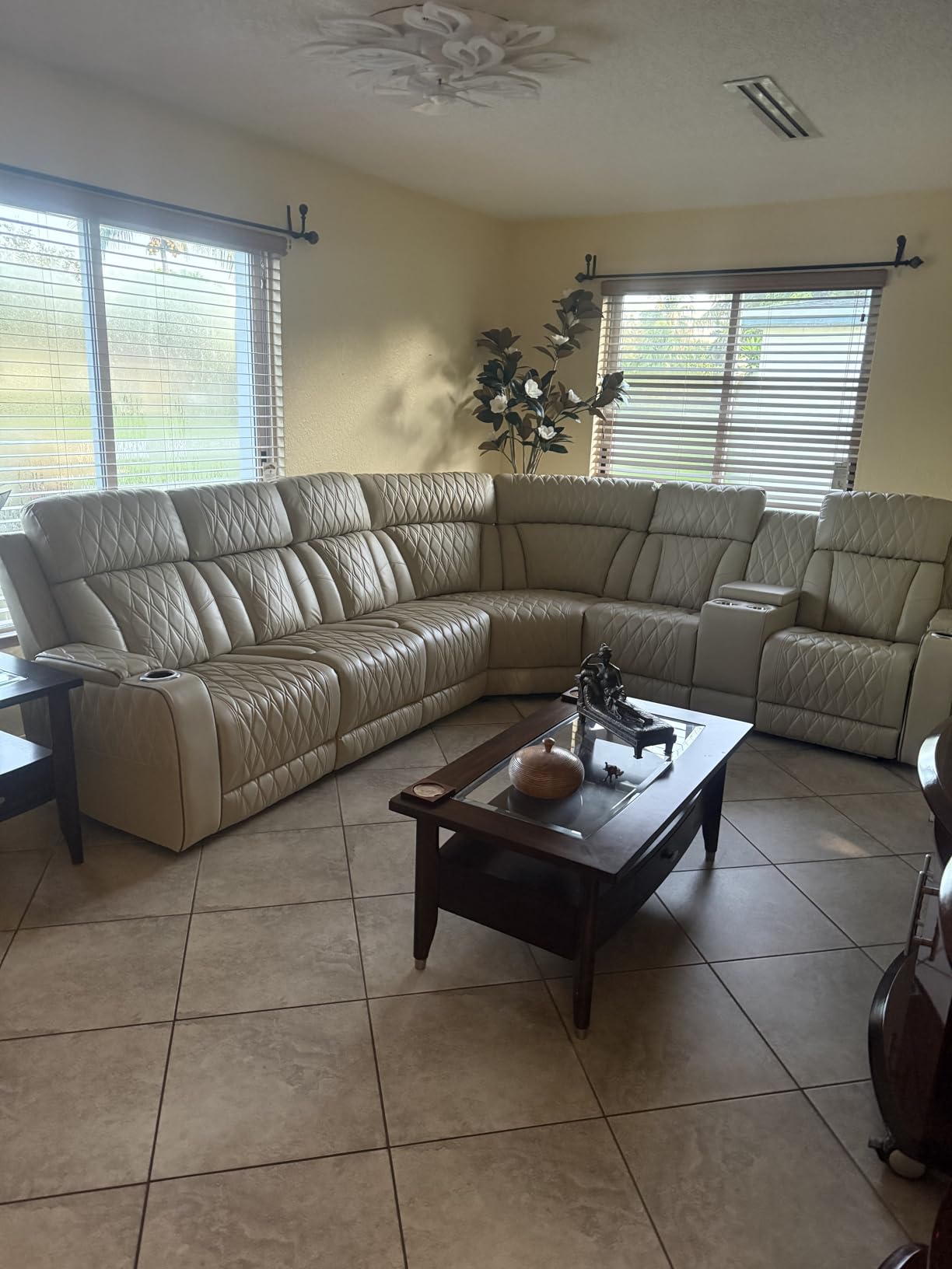 Power Reclining Leather Sectional Sofa Set for Living Room, 6-Seater Black Curved Couch with LED Lights, Cup Holders & Storage Console, Home Theater Seating customer photo 2