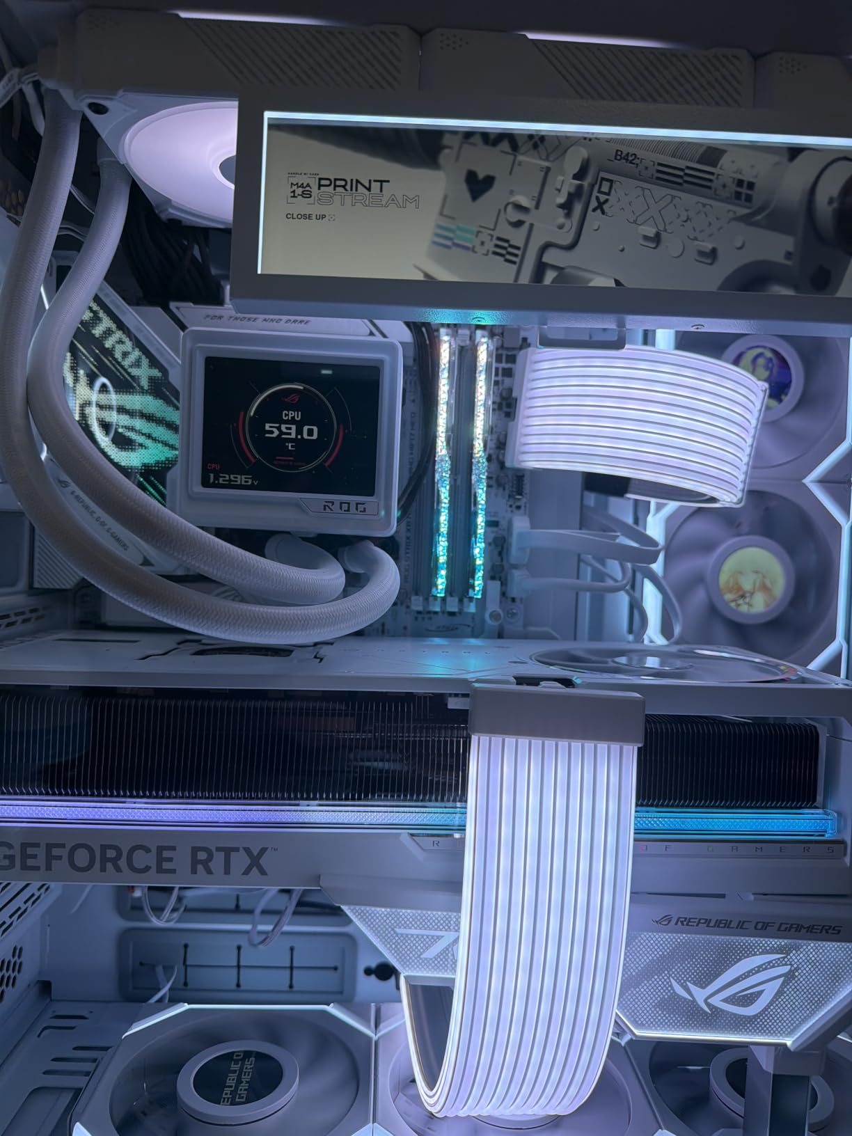 AMD Ryzen 9 9950X3D2 Dual Edition customer photo 2