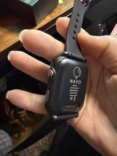 NAVO W1 Golf GPS Watch - Front, Middle & Back Distances, Hazard Tracking, No Subscription customer photo 2