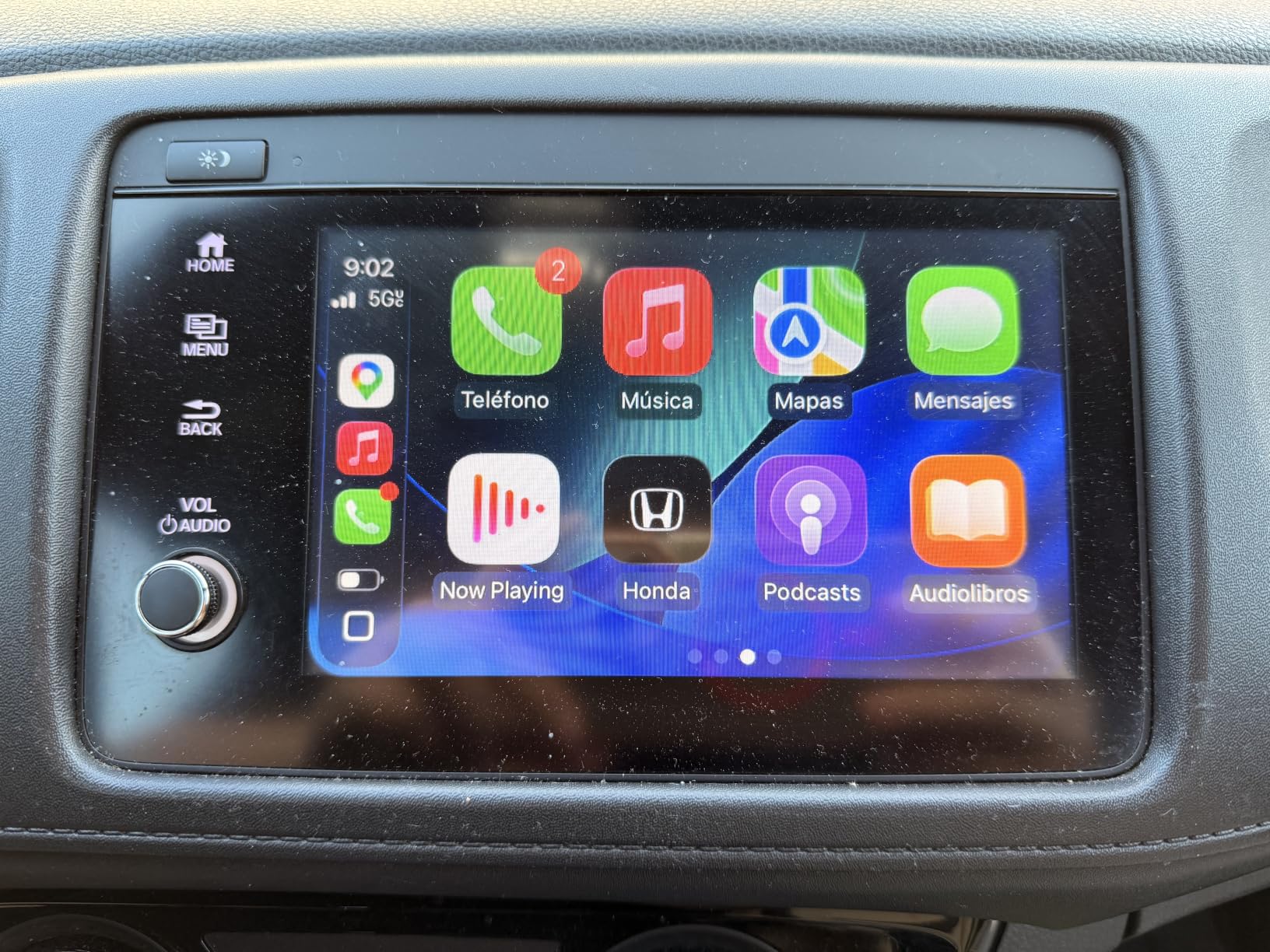 Wireless Carplay Adapter for iPhone Latest Upgrade, Tiny Bluetooth Receiver Convert Wired to Wireless for Apple Car Play Plug & Play, Zero-Lag Media GPS Works with 2016+ Cars (Ebony Black) customer photo 2