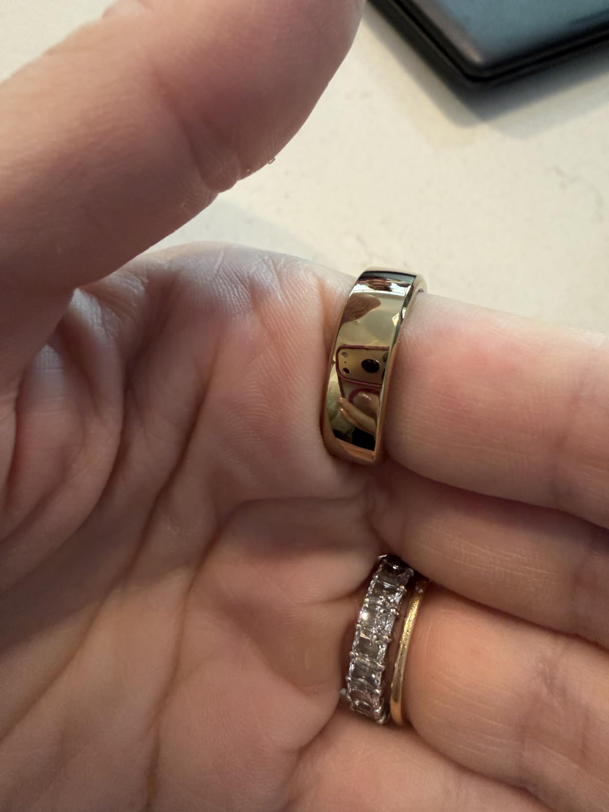 RingConn Gen 3, World's First Smart Ring with Vascular Trends, No App Subscription, Vibration Alerts, Sleep, Fitness & Heart Rate, 14-Day Battery Life, Size Before You Buy(Size 9, Royal Gold) customer photo 1