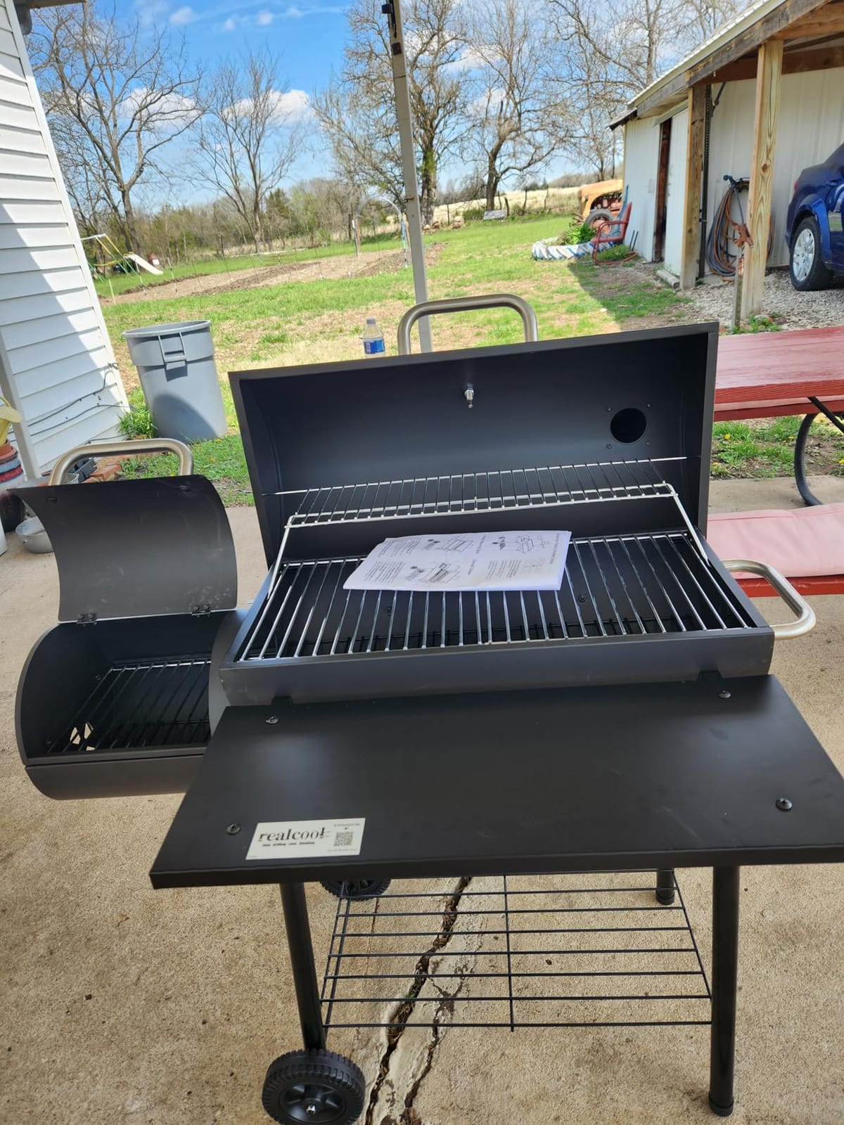 Realcook Charcoal Grill with Offset Smoker: Spacious Barrel Charcoal Grills | with 800 Sq. In. Cooking Space - BBQ Offset Smoker Combo for Backyard Parties Weekend Barbecue Gatherings customer photo 2