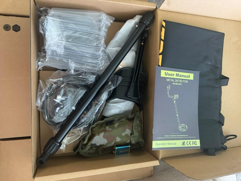 Higher Accuracy Metal Detector for Adults: 2026 Latest Professional Gold Detector with Backlit LCD, Advanced DSP Chip, IP68 Waterproof 10