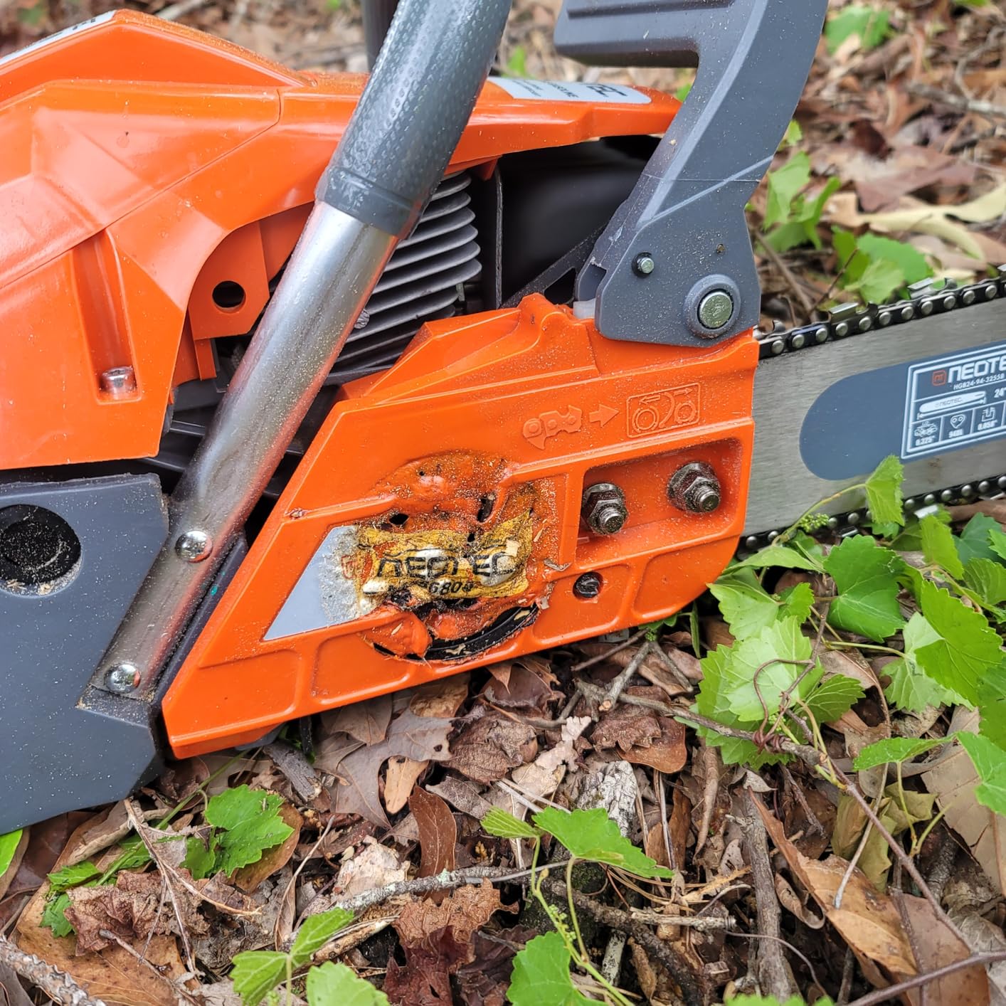 58cc Gas Chainsaw 2.8HP Gas Powered Chain Saw 18 20 Inch Guide Bar 2-Cycle Petrol Motosierra De Gasolina,Heavy Duty Handheld Chainsaw for Tree Cutting Firewood Logging customer photo 2
