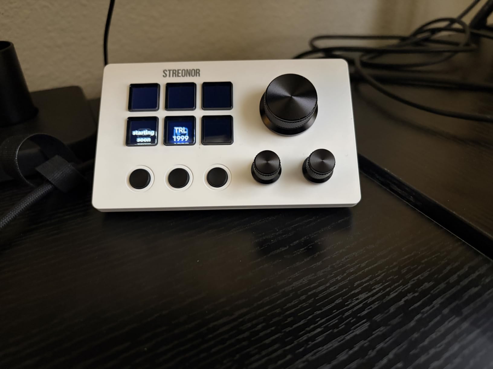 Streonor S6 Mini Stream Controller, 6-Key LCD Control Deck, Black | Programmable Macro Pad, Hotkey Soundboard Keypad with 3 Rotary Knobs & Scene Switch for OBS, Twitch, YouTube, Audio Mixer customer photo 1