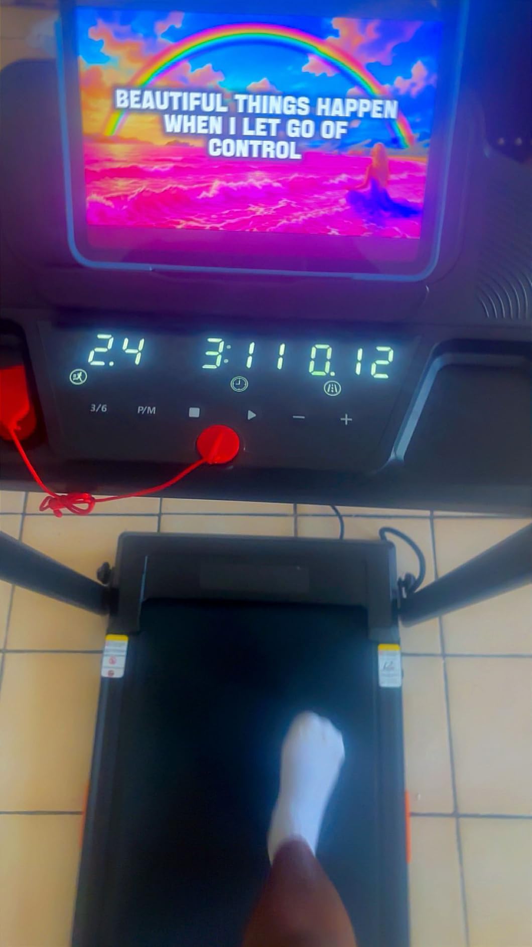 CURSOR FITNESS 16% Incline Treadmills for Home Small with 3 LED Displays 3.0HP Foldable Walking Pad Treadmill Up to 400LBS Capacity Portable Treadmill 0.6-7.0MPH customer photo 1