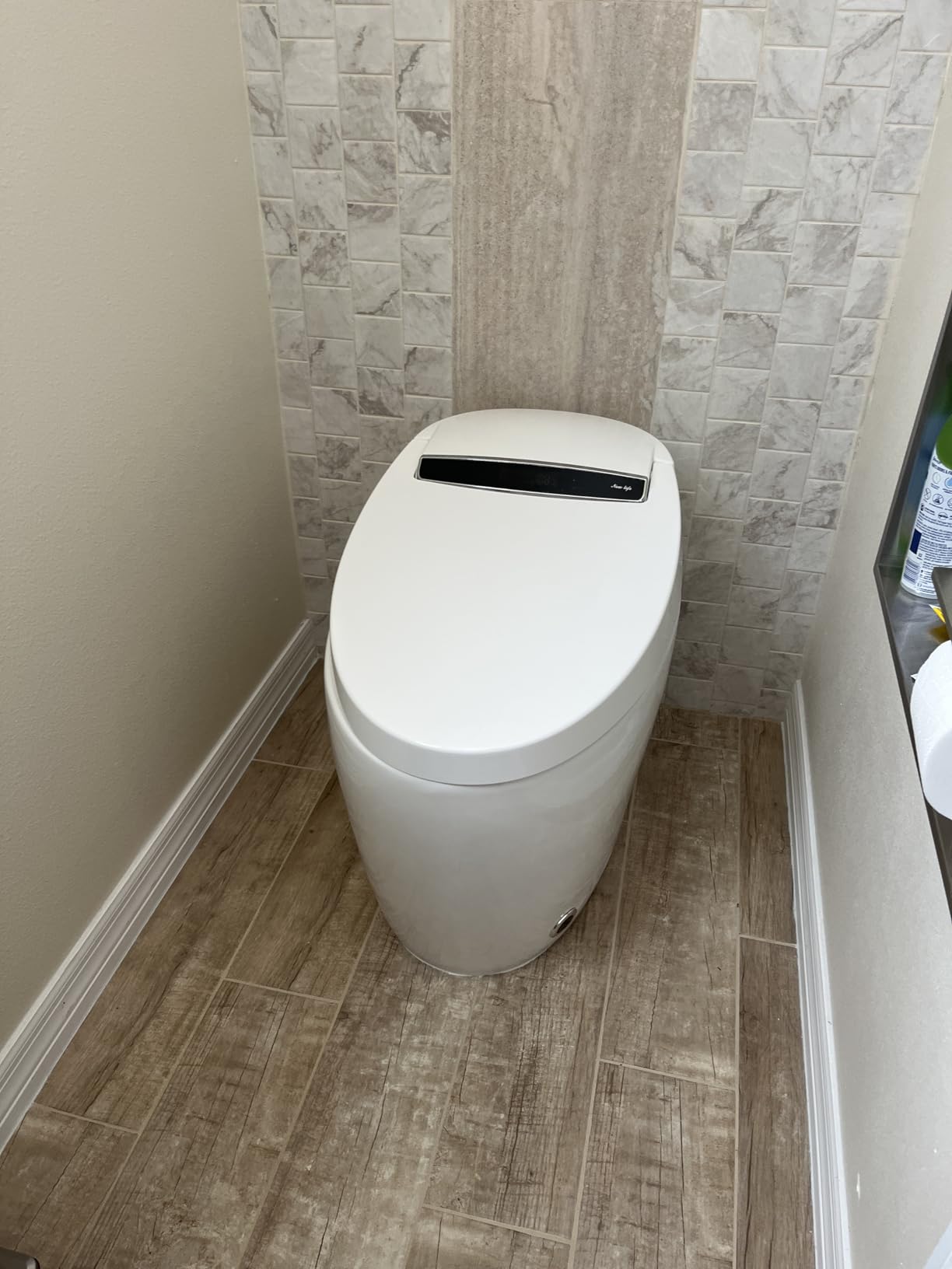 Smart Toilet with Bidet Built in, Dual Flush, Foam Shield, Manual Lid customer photo 2