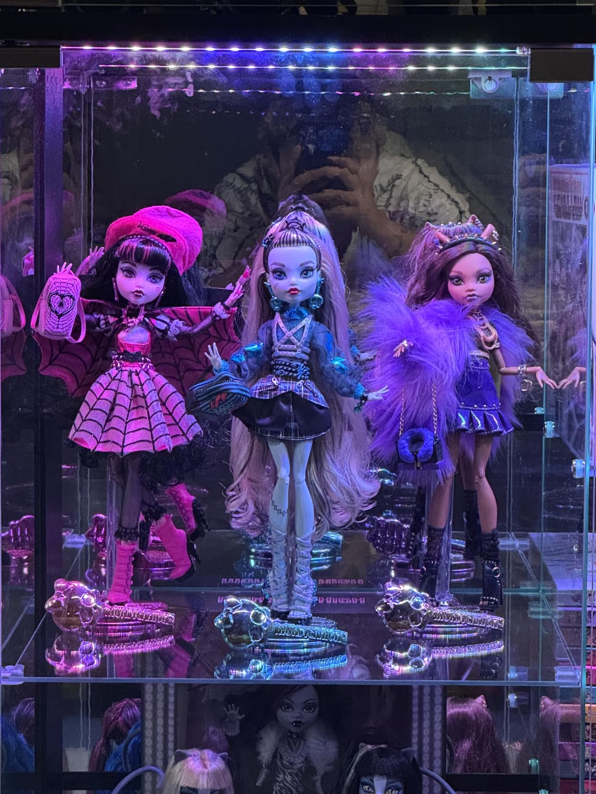 Lvifur 10-Tier Glass Display Cabinet with RGB Light and Motion Sensor, Black | 71''H Lockable Curio Cabinet with Glass Doors, China Cabinets with Removable Shelves for Collectibles, Lighted Showcase customer photo 2