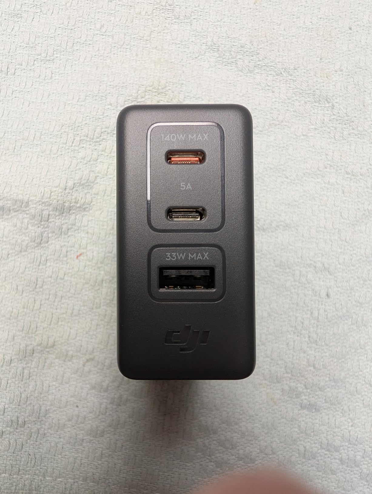 DJI Power 140W GaN Charging Combo, 7A Digital Display Cable (1 m) Included | 140W Output, 3 Ports, Smart Temperature Control, Fast Charging, PD 3.1, Dynamic Power Allocation, Laptop Charger, GaN Charger customer photo 1