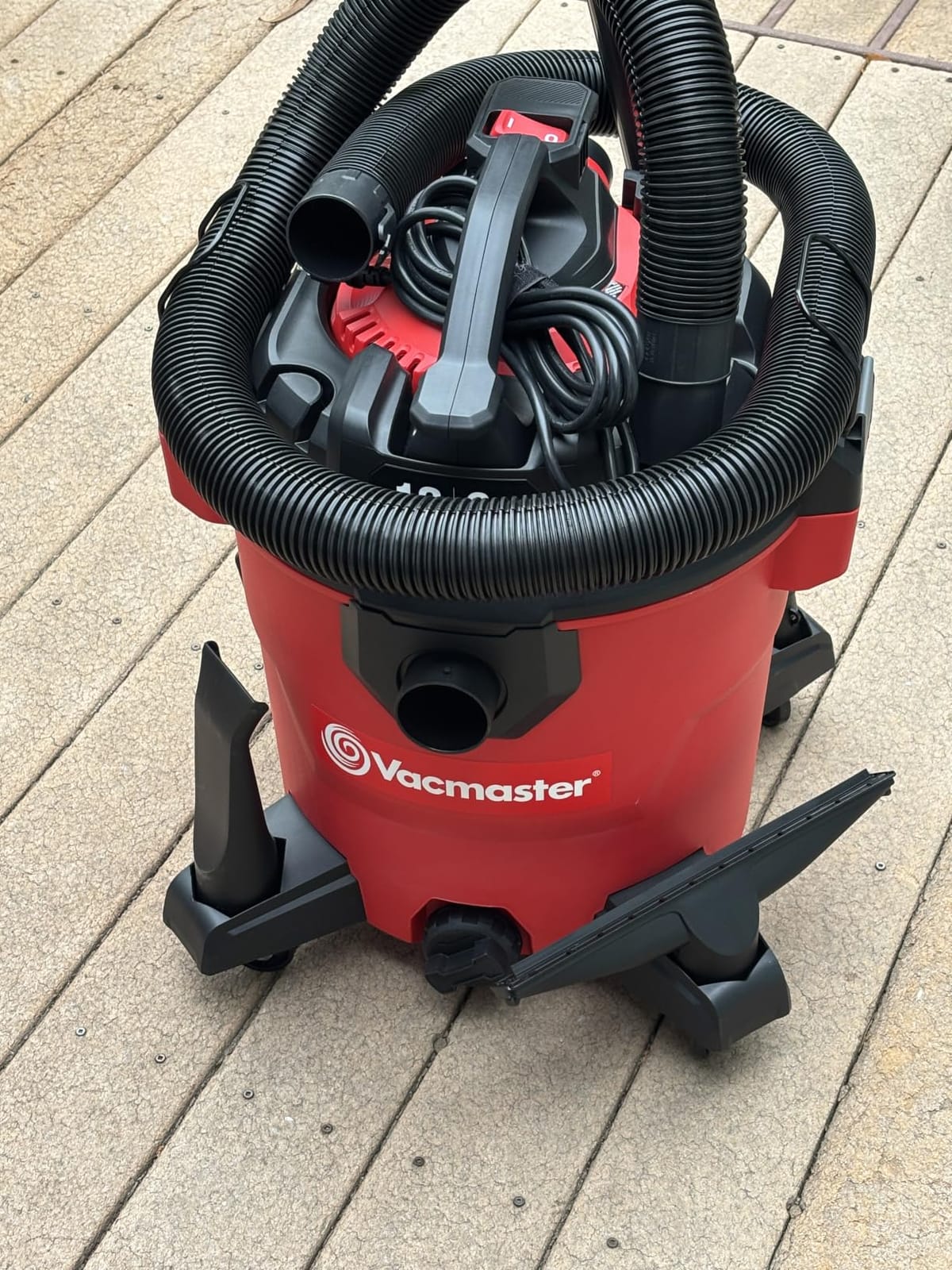 Vacmaster VBVCM1211 1101 12-Gal 6 Peak HP Wet/Dry Vac w. Detachable Blower customer photo 1