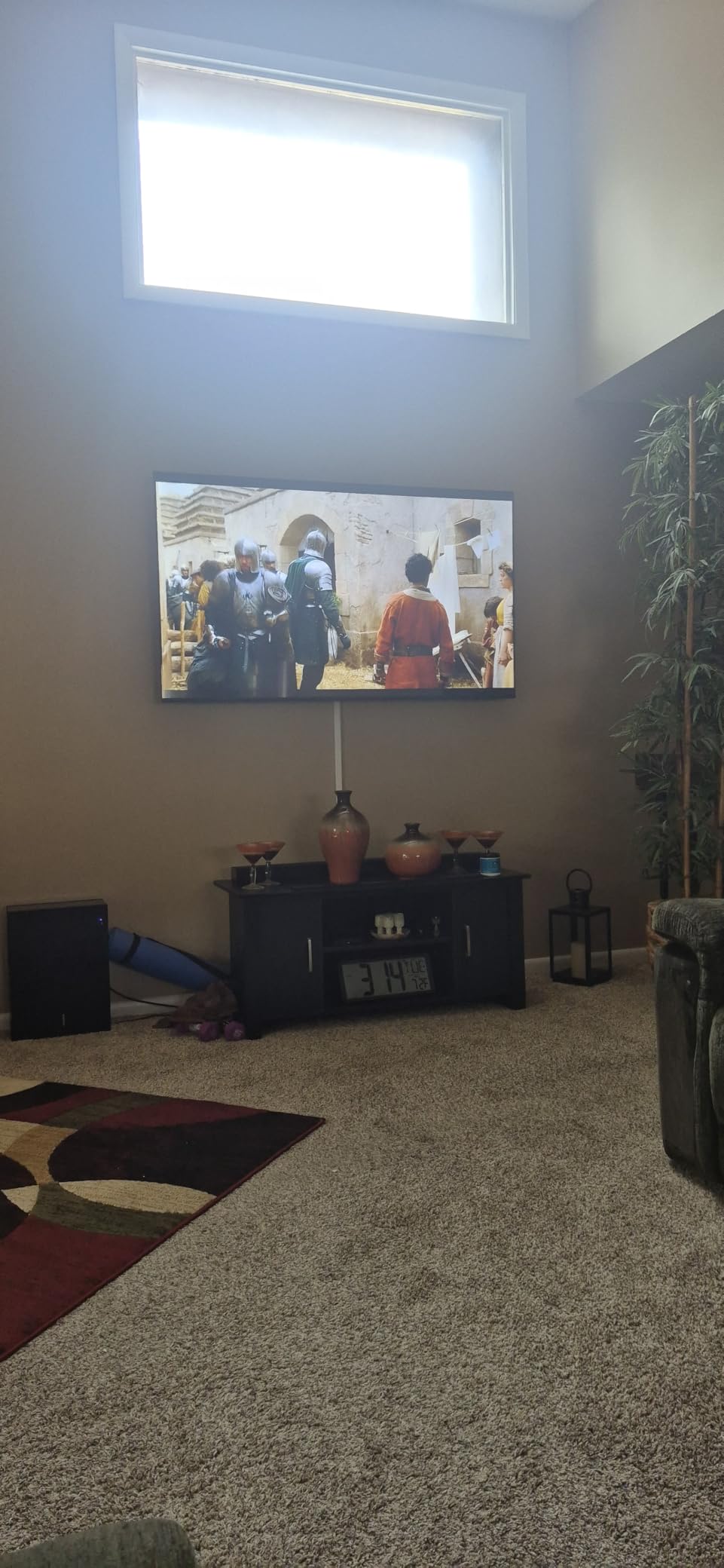 Samsung 65-Inch Class U8000H Series Crystal UHD, 4K, Smart TV, 2026 Model | Samsung Vision AI Companion, Crystal Processor 4K, Endless Free Content, Motion Xcelerator, Color Booster, 4K Upscaling customer photo 2