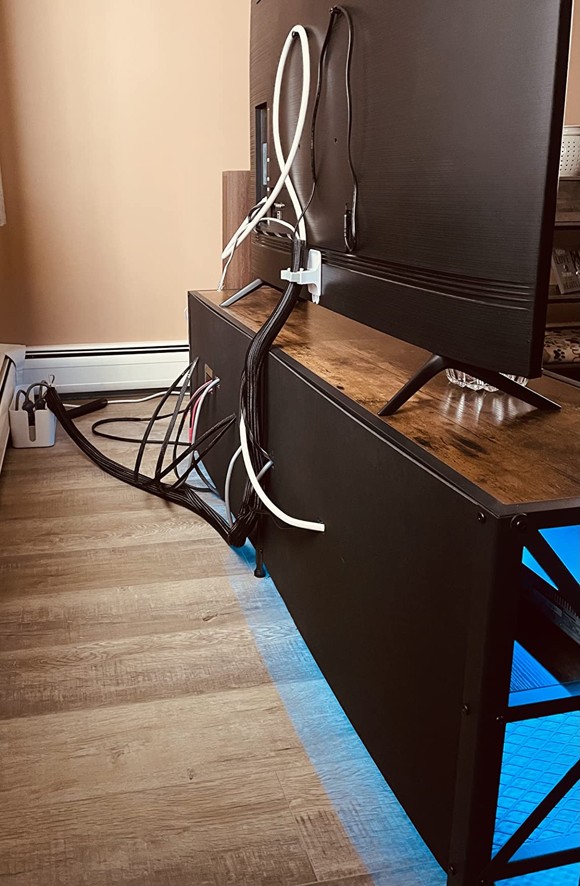 VASAGLE 58 Inch TV Stand, Mid Century Entertainment Center with Storage | Media Console Table for Living Room, TV table with Fluted Sliding Doors for 65'' TV, Walnut, MIRIANA Collection ULTV633K101 customer photo 1