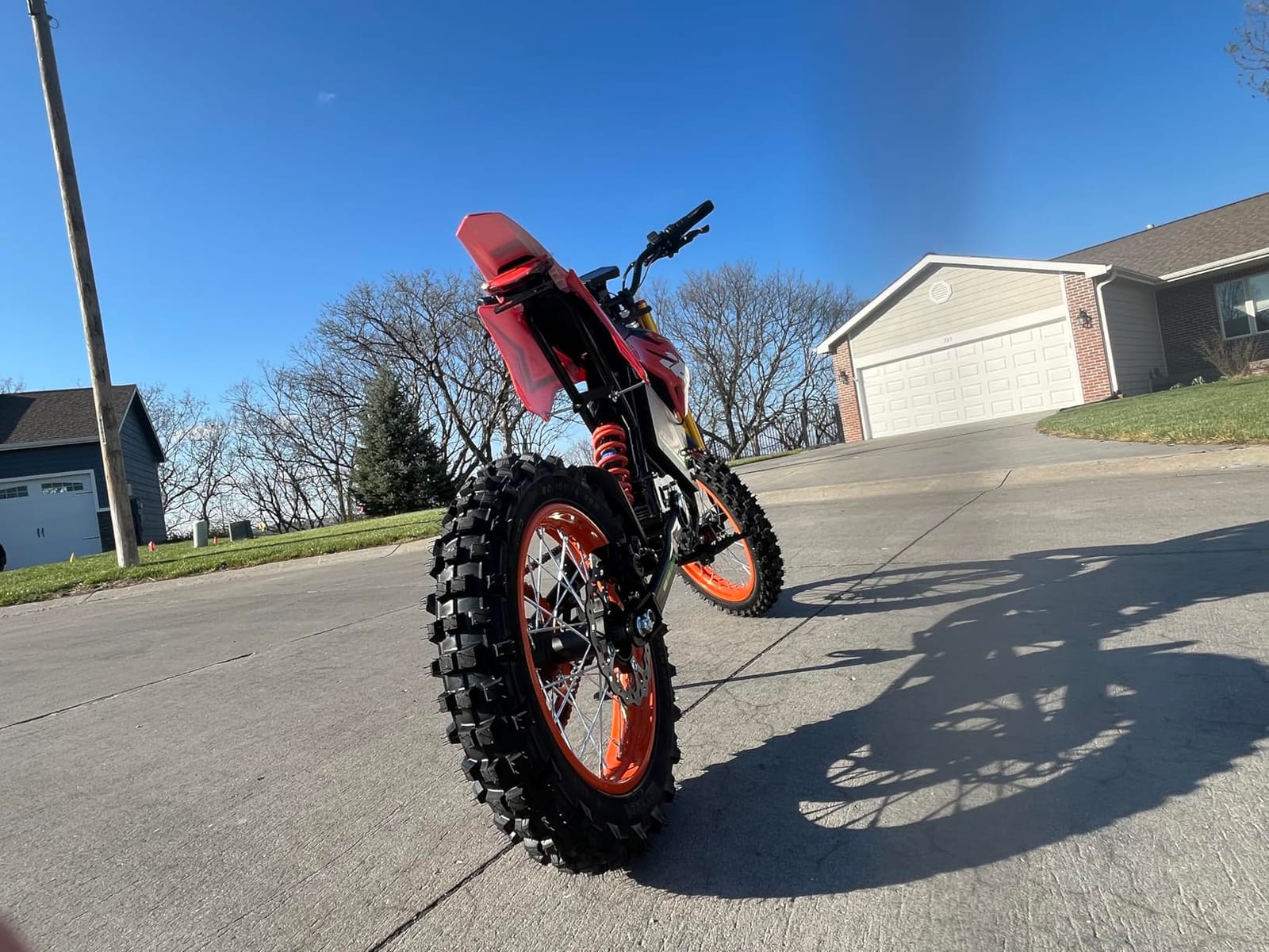 HAPPYRUN F18 2.0 Electric Dirt Bike Mid-Drive Motor 6000W Peak | 46 MPH Top Speed 60 Miles Range Full Suspension Hydraulic Disc Brakes Off-Road E-Moto with NFC Unlock & Reverse Assist customer photo 2