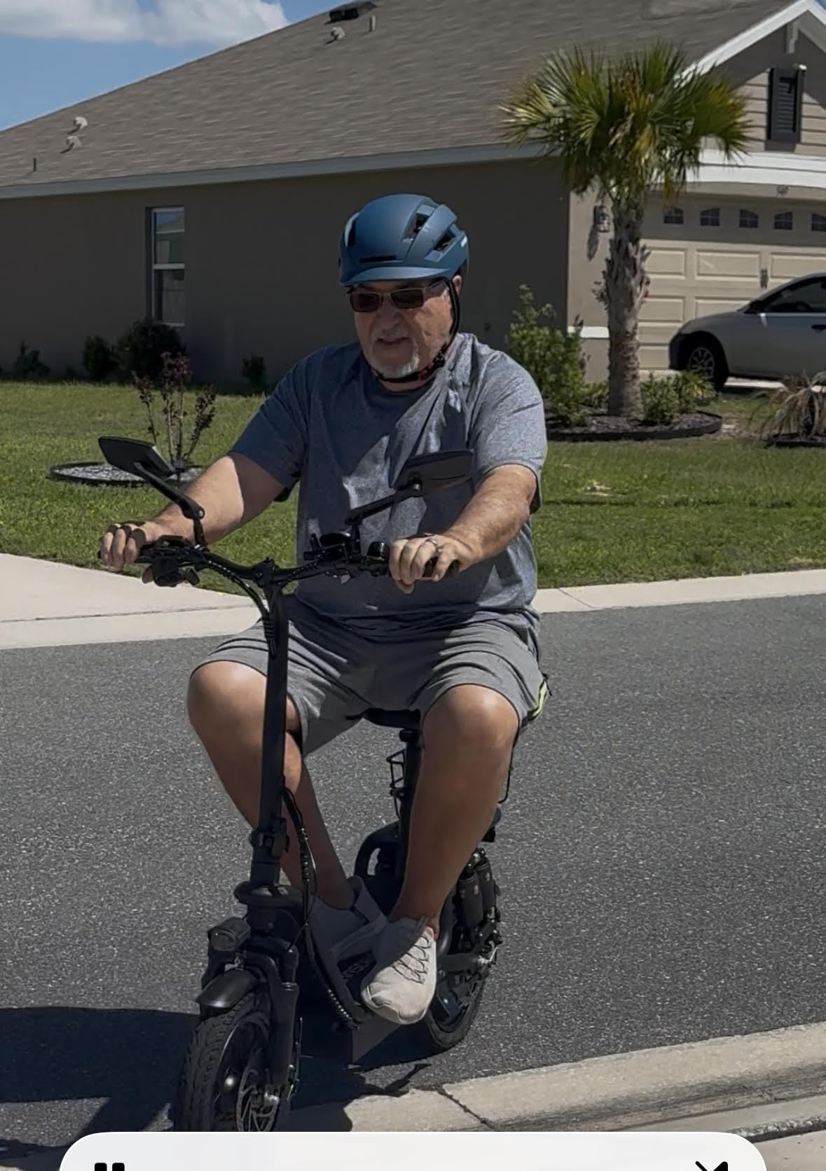 Electric Scooter with Seat for Adults,1800W Peak Power, 42 Mile Long Range, 20MPH, 14