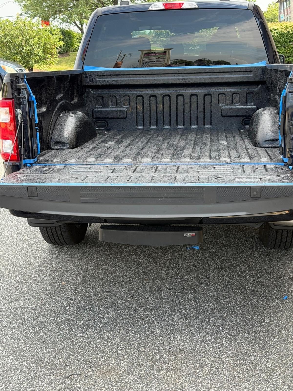 HERCULINER HCL1B8 Roll-on Bed Liner Kit,Black, 1 Gal. customer photo 1