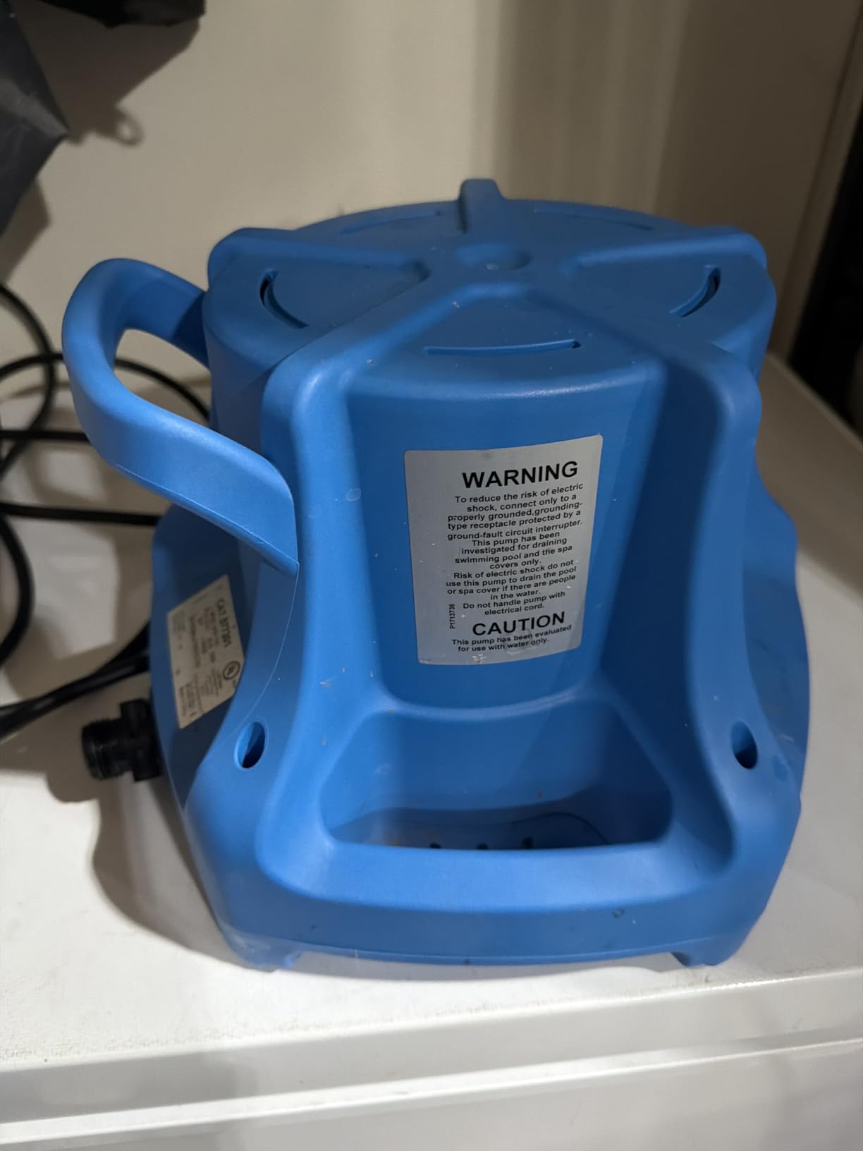 Little Giant APCP-1700 1/3 HP, 1745 GPH Automatic Pool Cover Pump, 25' Cord customer photo 1