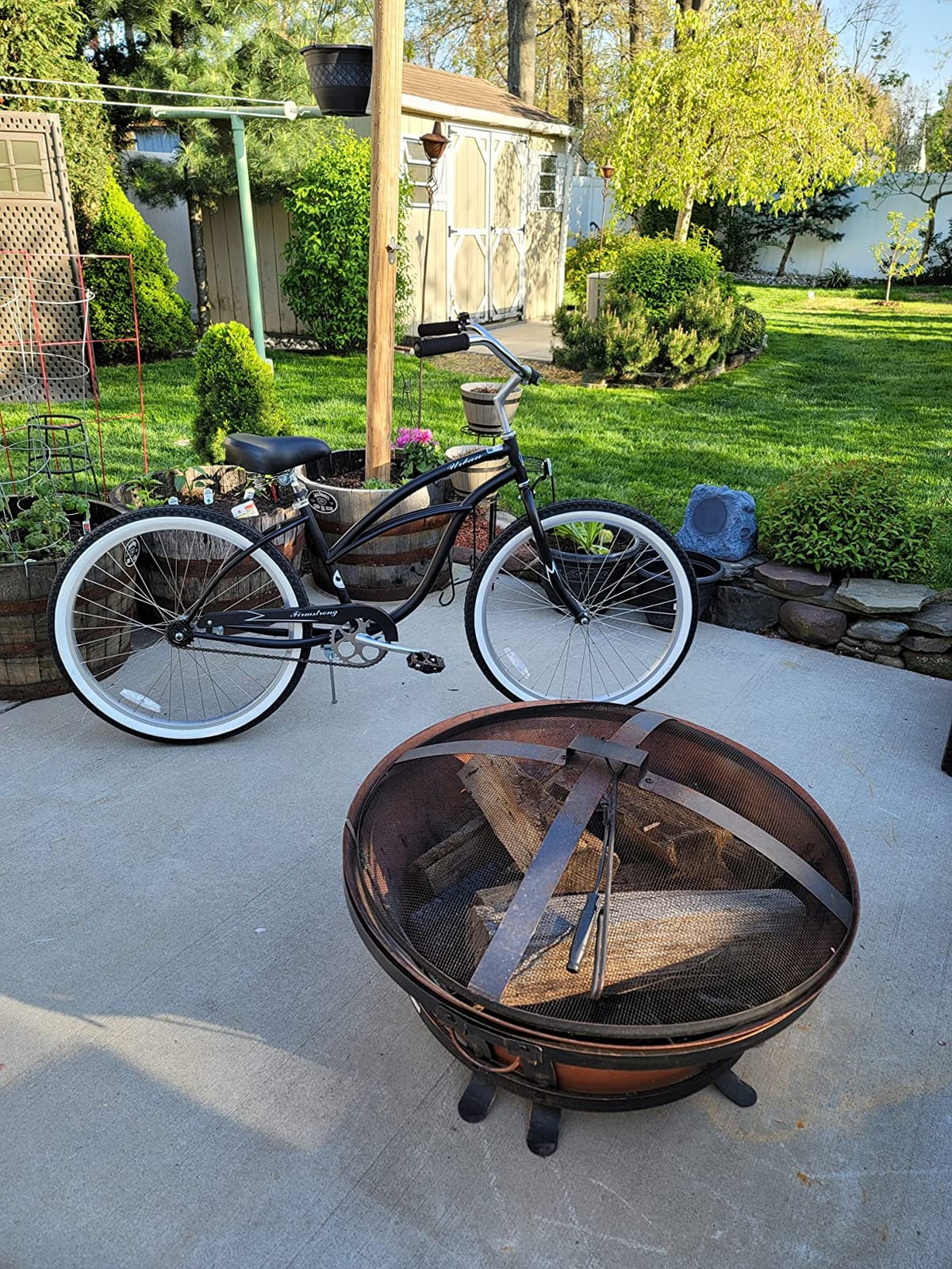 sixthreezero Urban Lady Beach Cruiser Bike, Women's 3 Speed Hybrid Bicycle customer photo 2