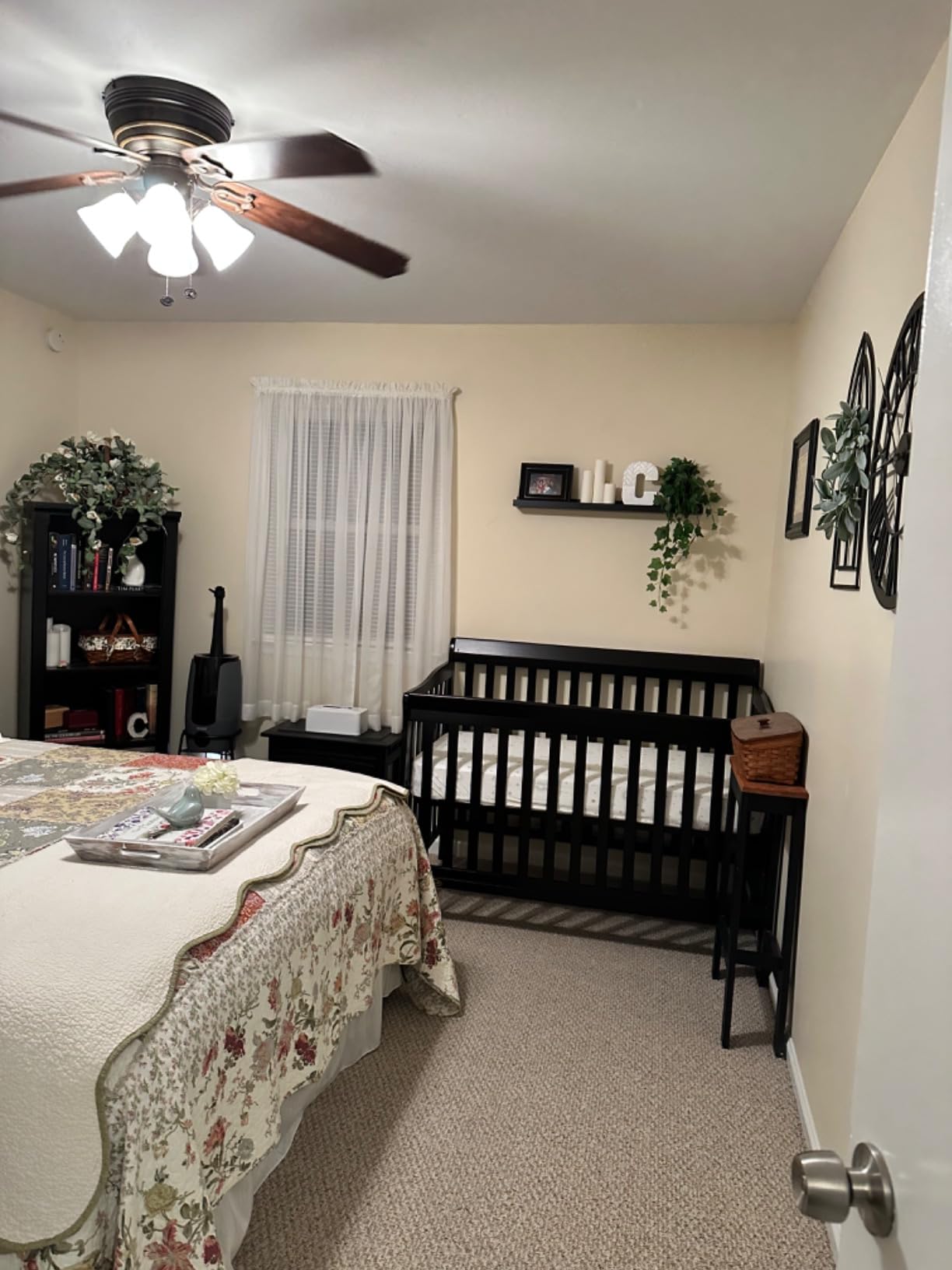 Dream On Me Ashton 4-in-1 Convertible Crib in Espresso, Greenguard Gold, JPMA Certified, Non-Toxic Finishes, Features 4 Mattress Height Settings, Made of Solid Pinewood customer photo 1