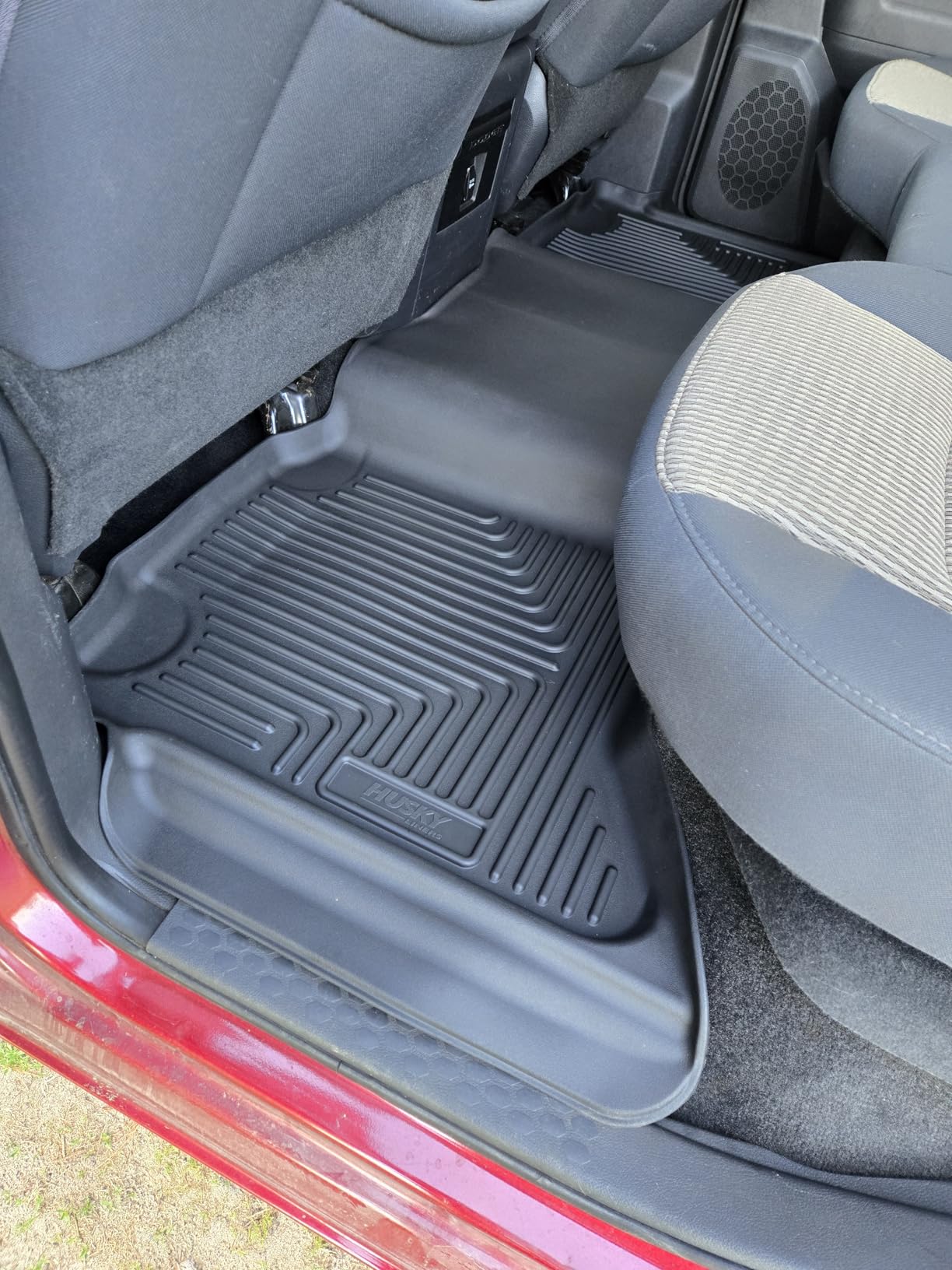 Husky Liners Weatherbeater Floor Mats | Fits 2009 - 2024 Ram 1500 (19-24 CLASSIC BODY ONLY) CREW CAB; 2010-2018 Ram 2500/3500 w/Auto Trans. | Front & 2nd Row, 3-pc Black - 99001 customer photo 1