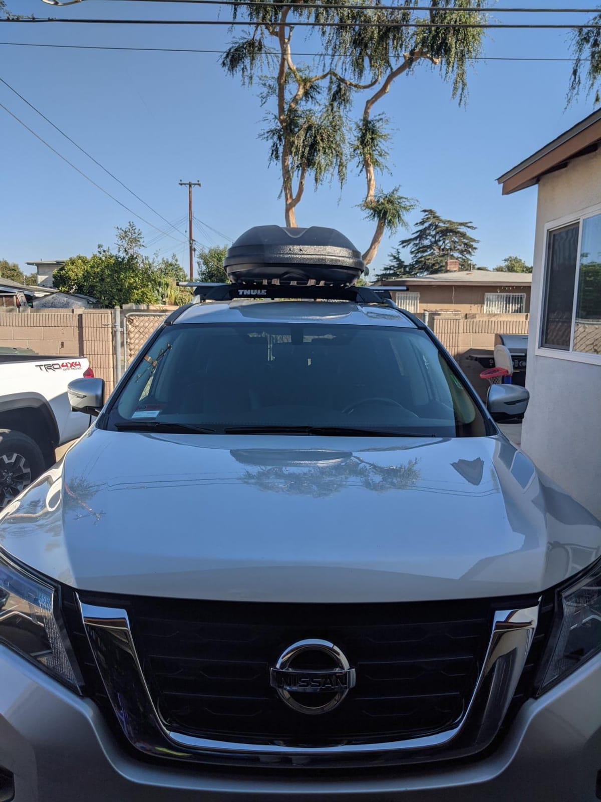 Thule 614 Pulse Cargo Box, Medium, Black customer photo 1