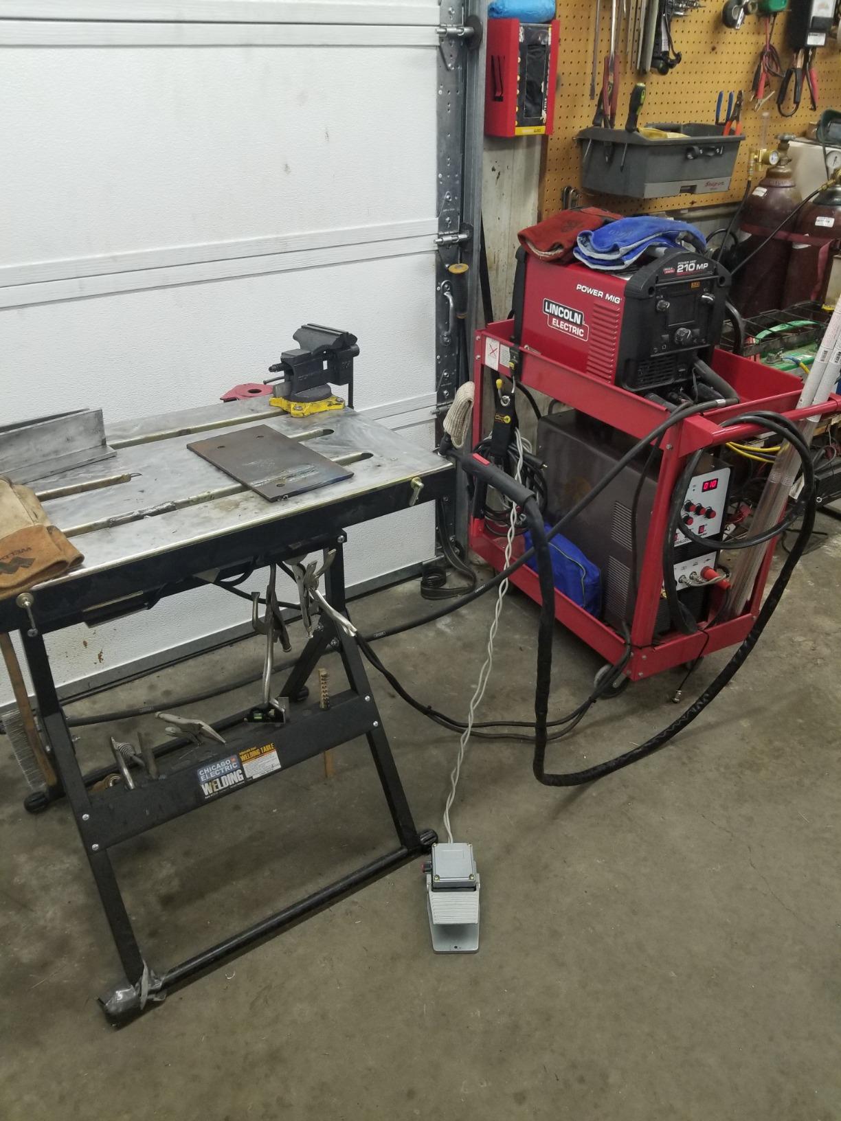 LOTOS TIG200ACDC 200A AC/DC Aluminum Tig Welder with DC Stick/Arc Welder, Square Wave Inverter with Foot Pedal and Argon Regulator 110/220V Dual Voltage Brown customer photo 1
