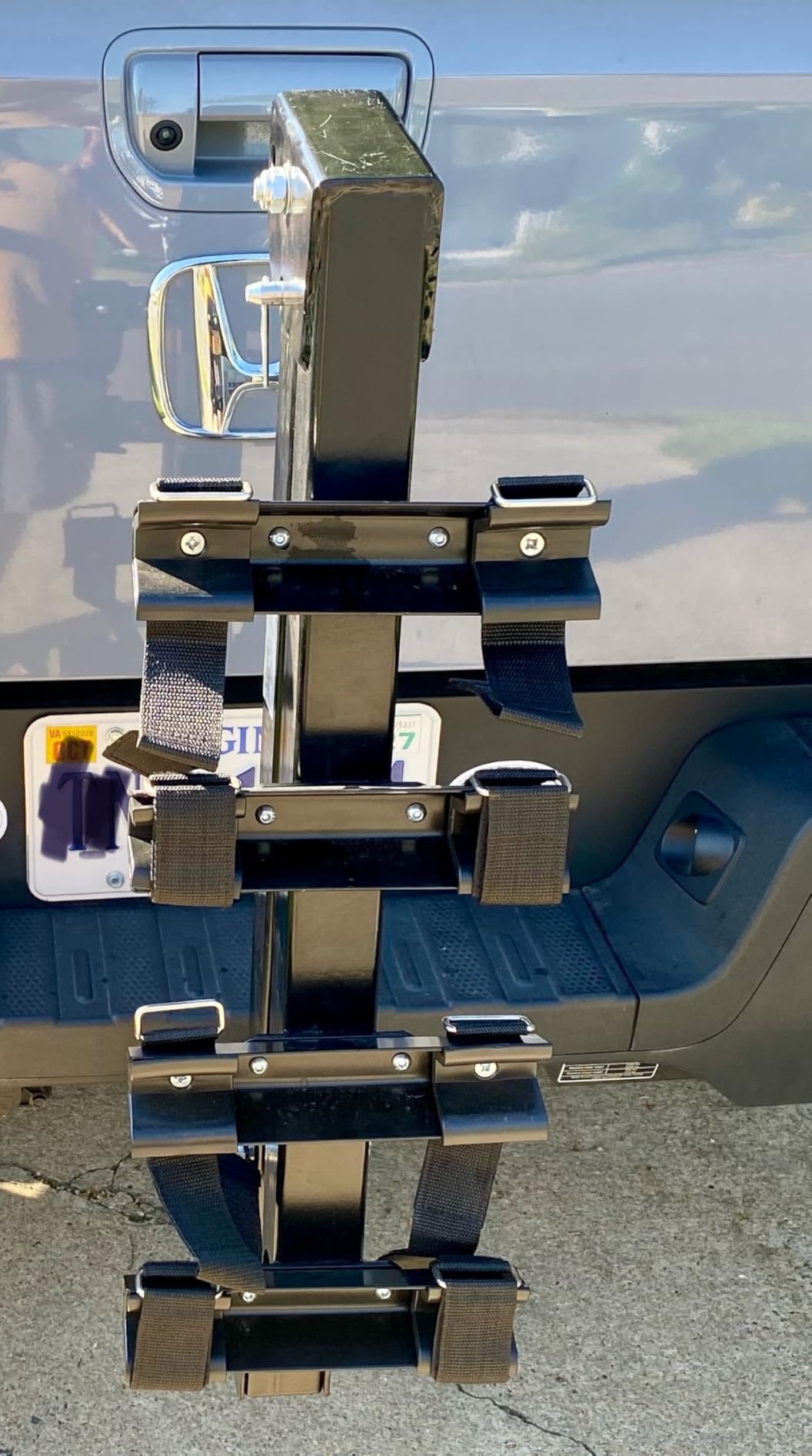 MaxxHaul Hitch Mount 4 Bike Rack 150 lb Capacity Heavy‑Duty Swing Down Design Fits Cars Trucks SUVs and Minivans with Safety Reflector Easy Install (70210) customer photo 2