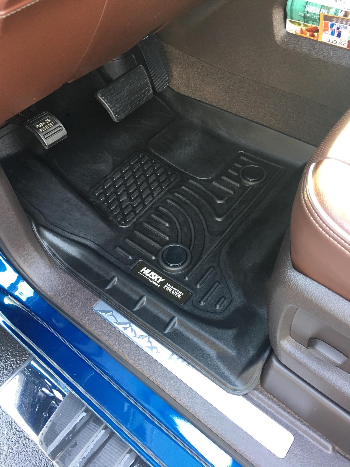 Husky Liners Weatherbeater Floor Mats | Fits 2014 - 2018 Chevrolet Silverado & GMC Sierra 1500 Crew Cab; 15-19 Silverado/Sierra 2500/3500 Crew Cab (Footwell Cvg) | Front & 2nd Row, 3-pc Black - 98231 customer photo 1